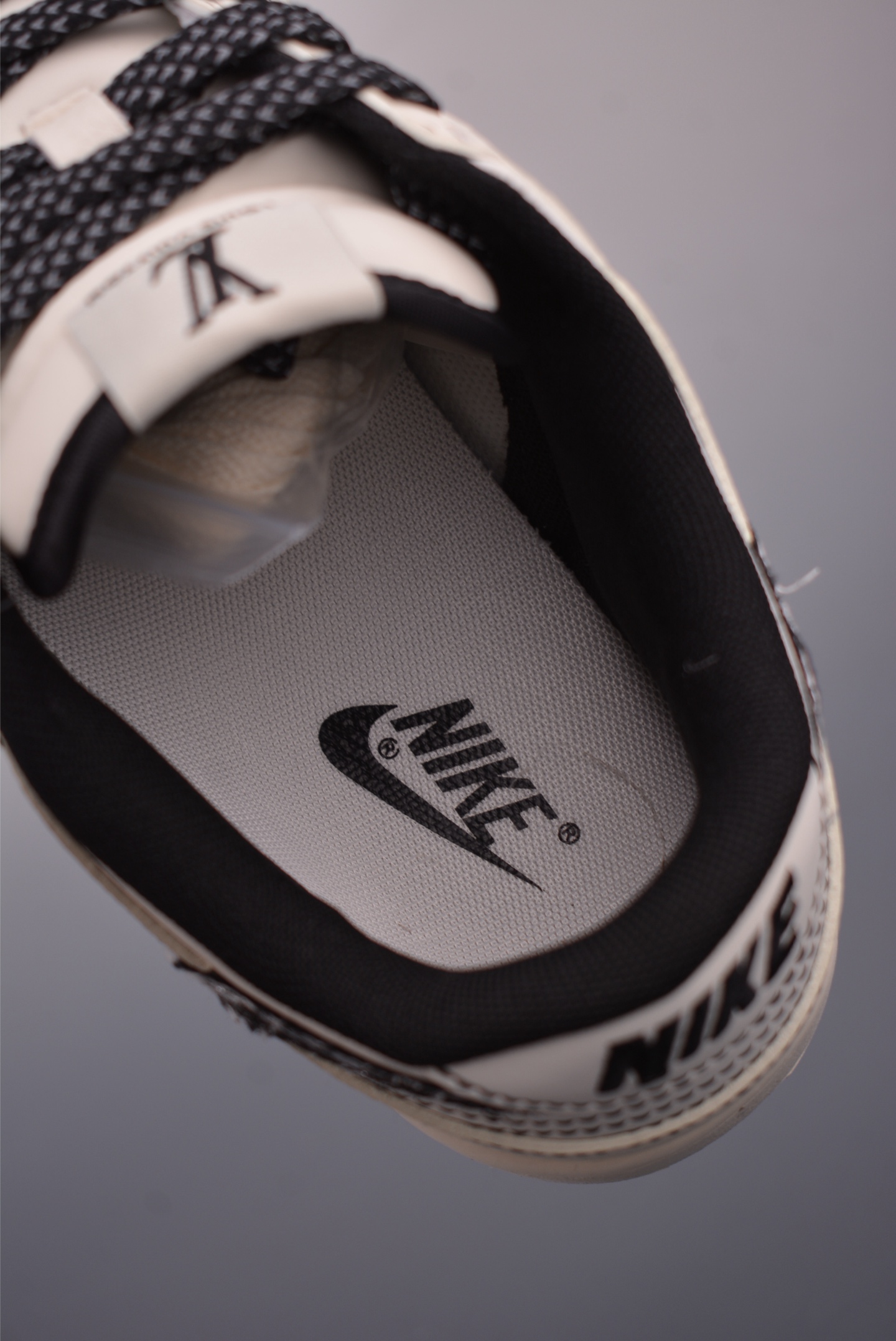 Nike SB Dunk Low Louis Vuitton Cream Leather Sneakers - Premium Quality 10 i1758240864543 7476 0 8