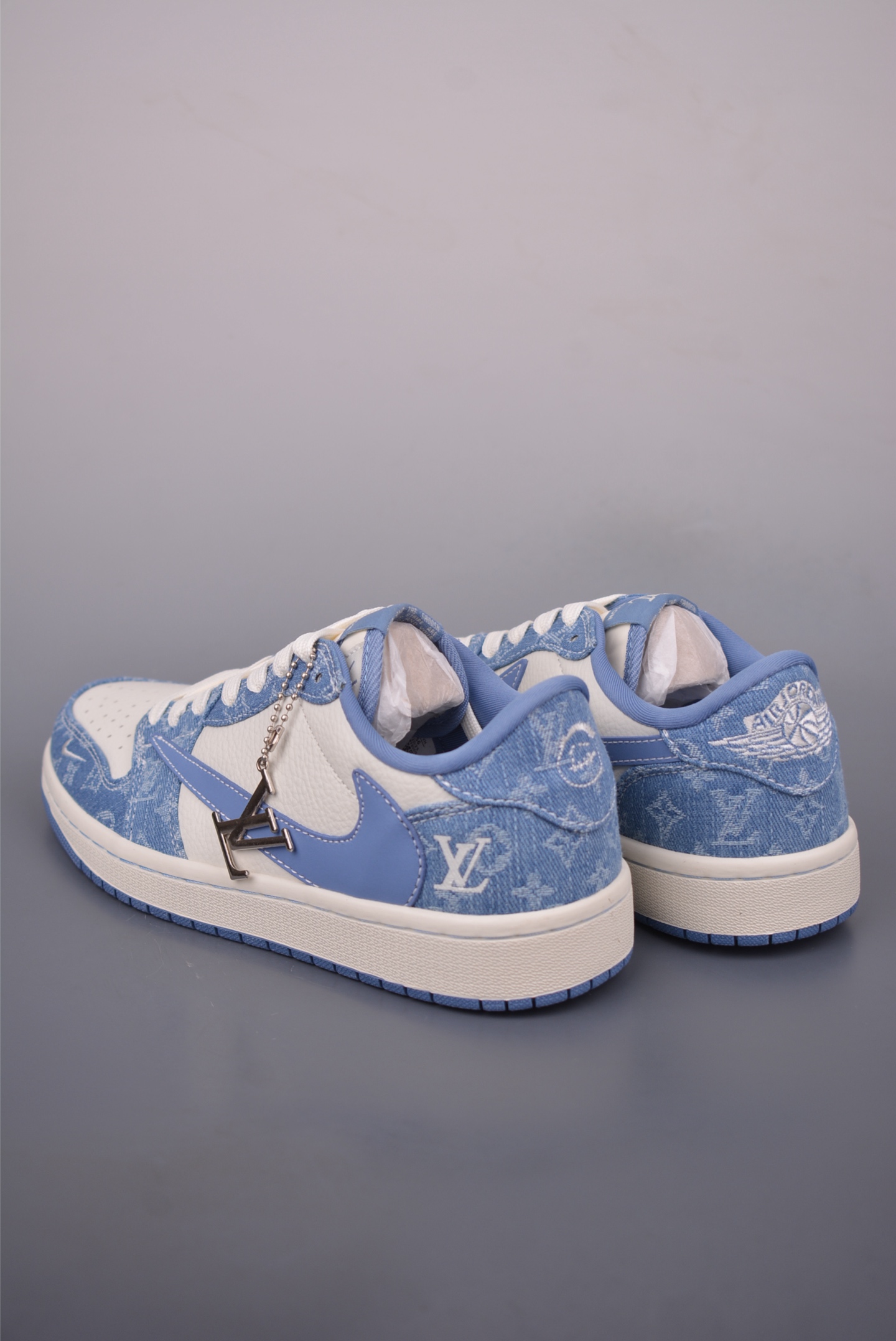 Louis Vuitton x Air Jordan 1 Low: Sky Blue Leather Sneakers for Women 3 i1758241043430 4086 0 2
