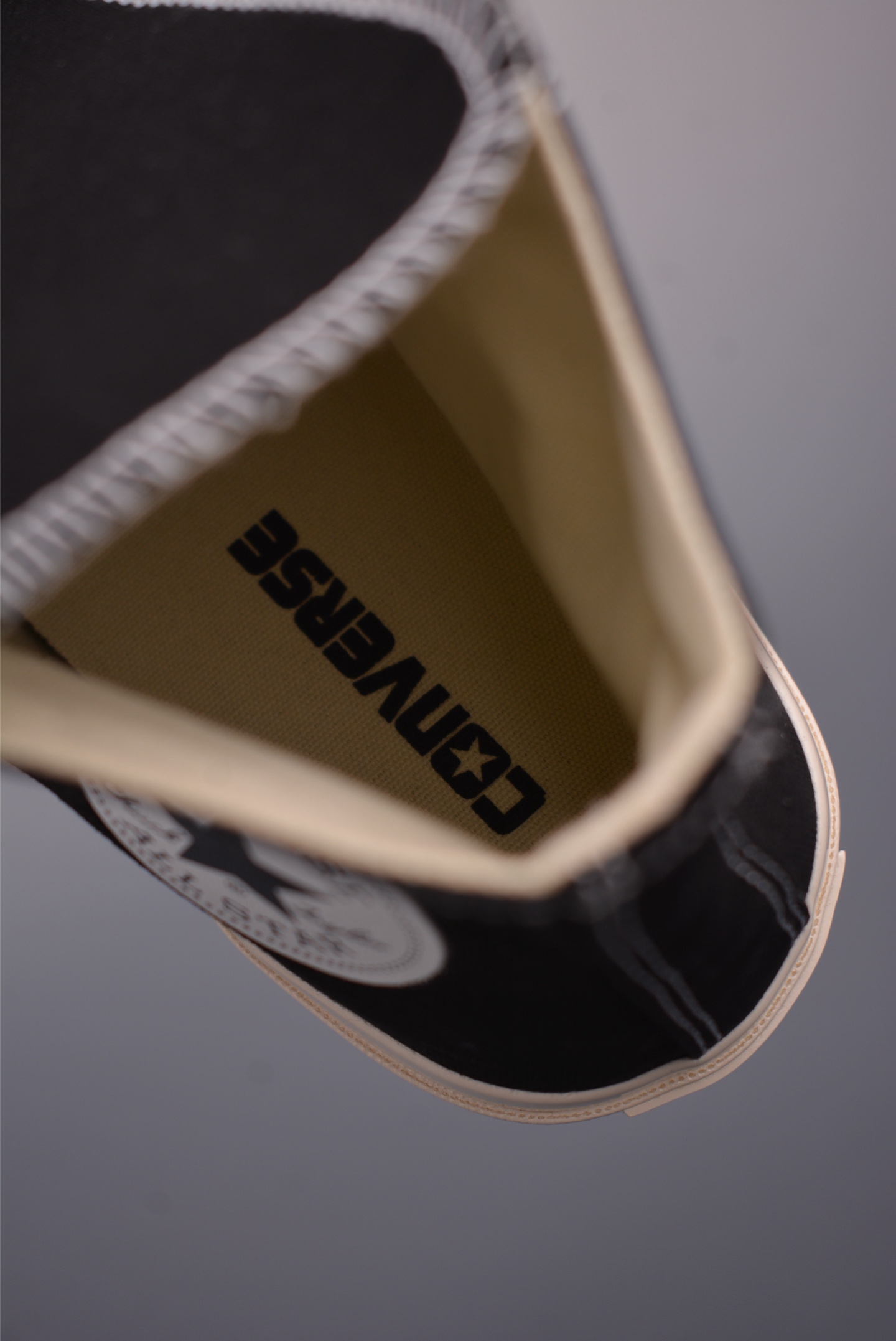 130 Converse All Star SQUARETOE Hi 匡威新款 31316080 黑白 31316081 米色