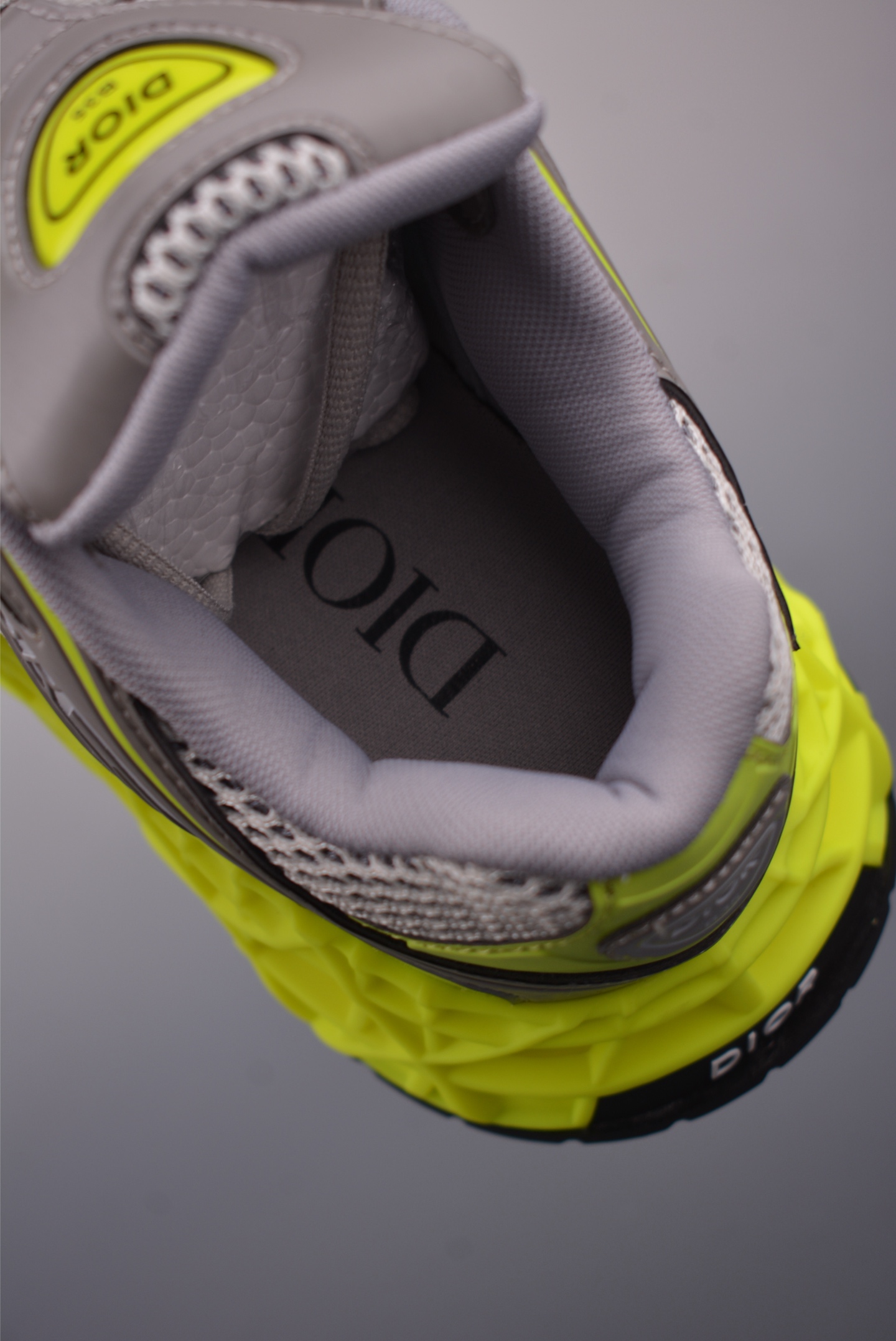 350 Dior x Kaws迪奥 联名款B35胶囊系列 镂空网面 3SN323ZCY