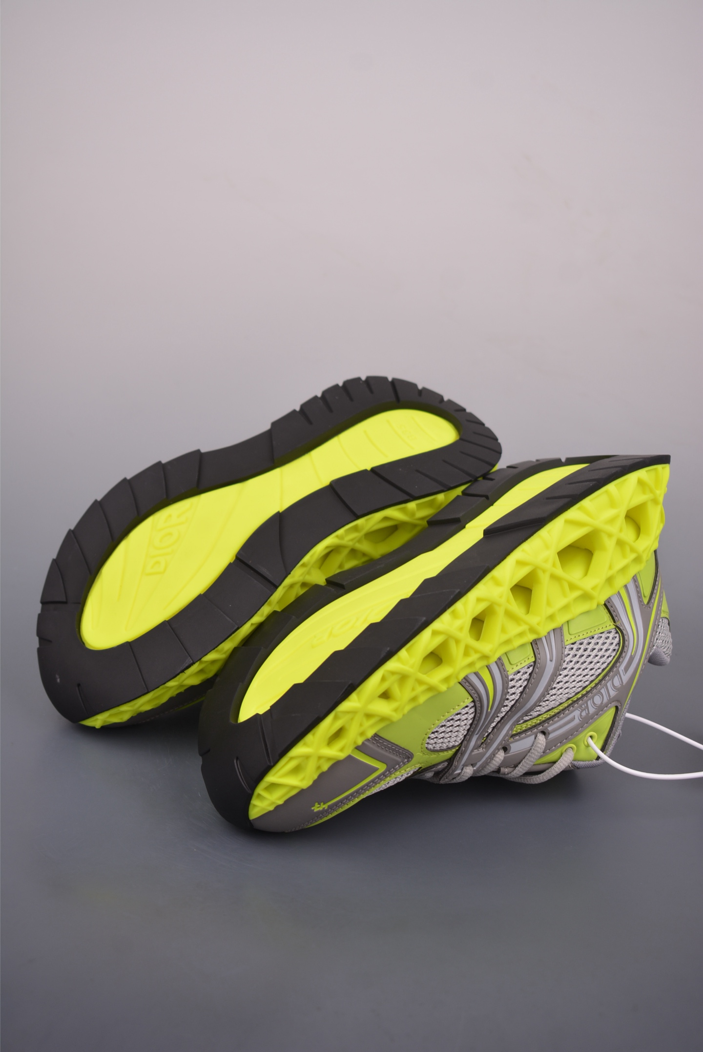 350 Dior x Kaws迪奥 联名款B35胶囊系列 镂空网面 3SN323ZCY