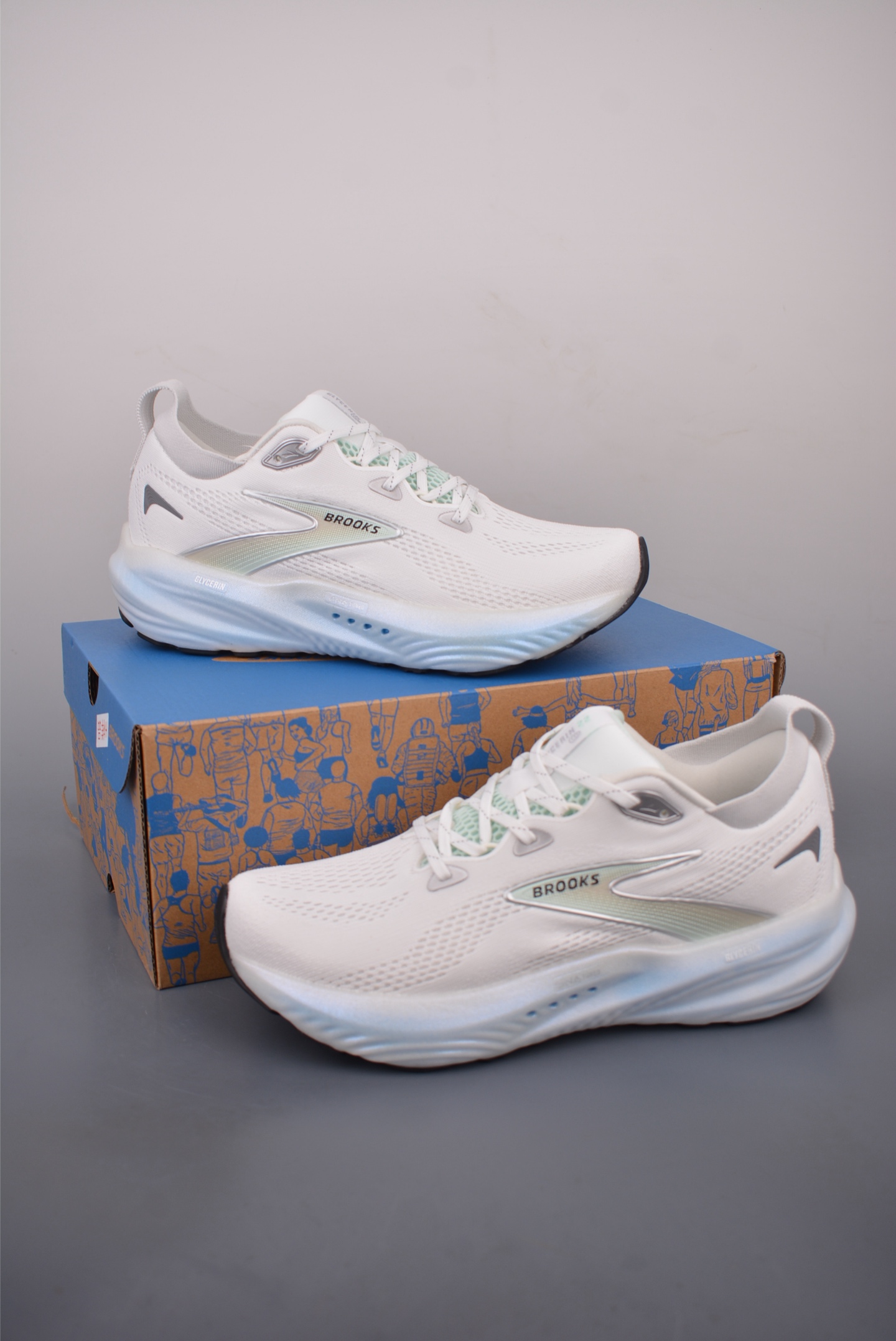 Brooks Glycerin 22: Lightweight, Breathable, and Cushioned Running Shoes for Women 6 i1758410690684 6210 0 4