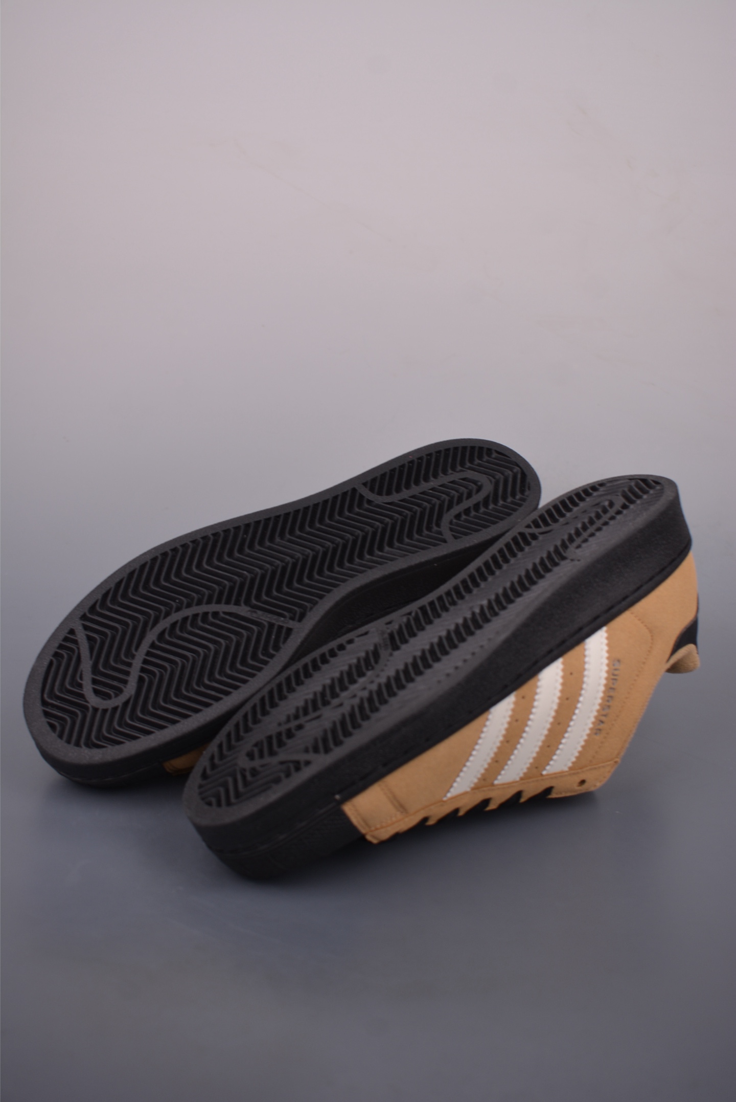 Adidas Originals Superstar II: Classic Style, Modern Comfort - Shop Now! 3 i1758410843083 5405 0 2