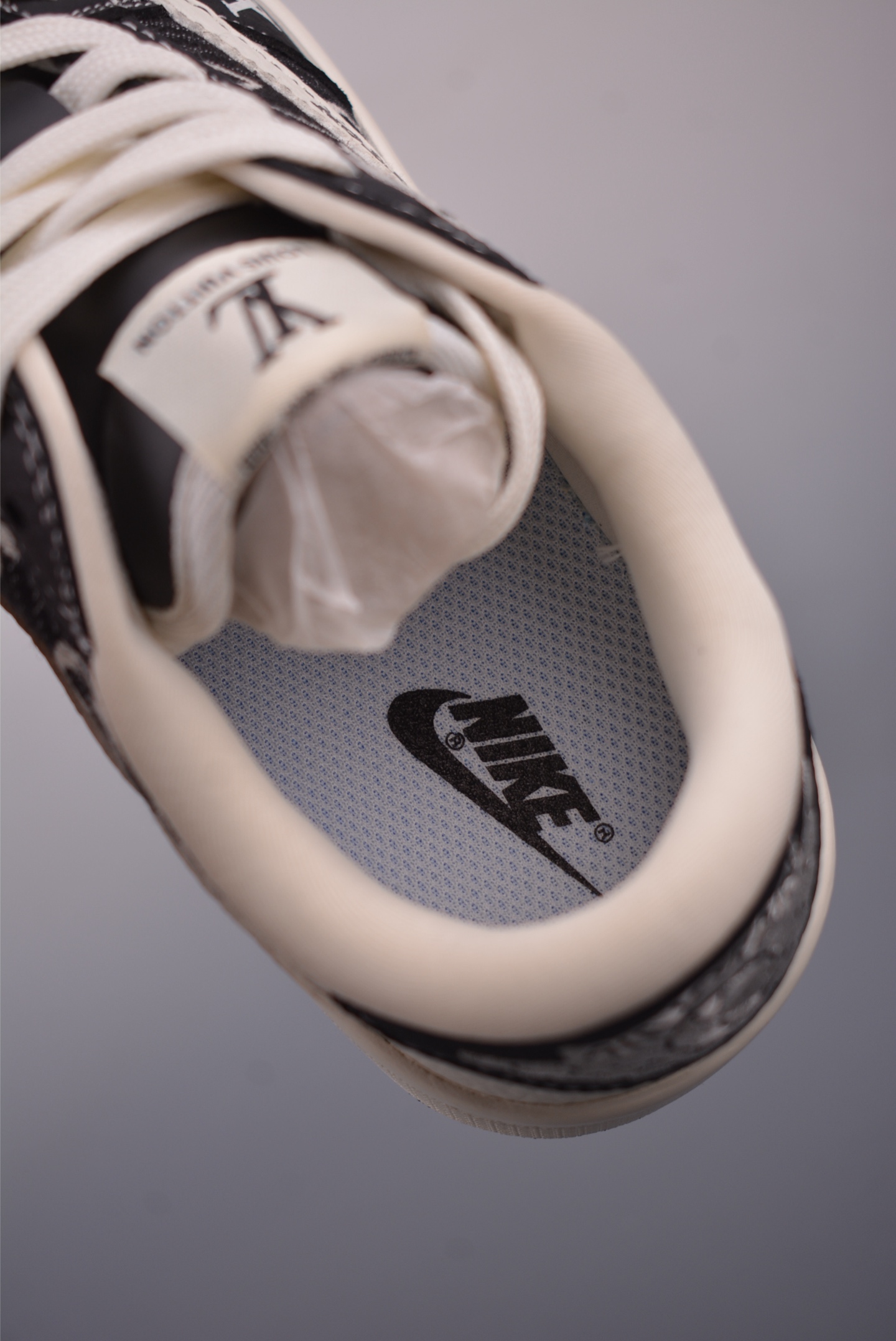 Fragment x Travis Scott x LV Air Jordan 1 Low 三方联名倒钩 SC0601-052