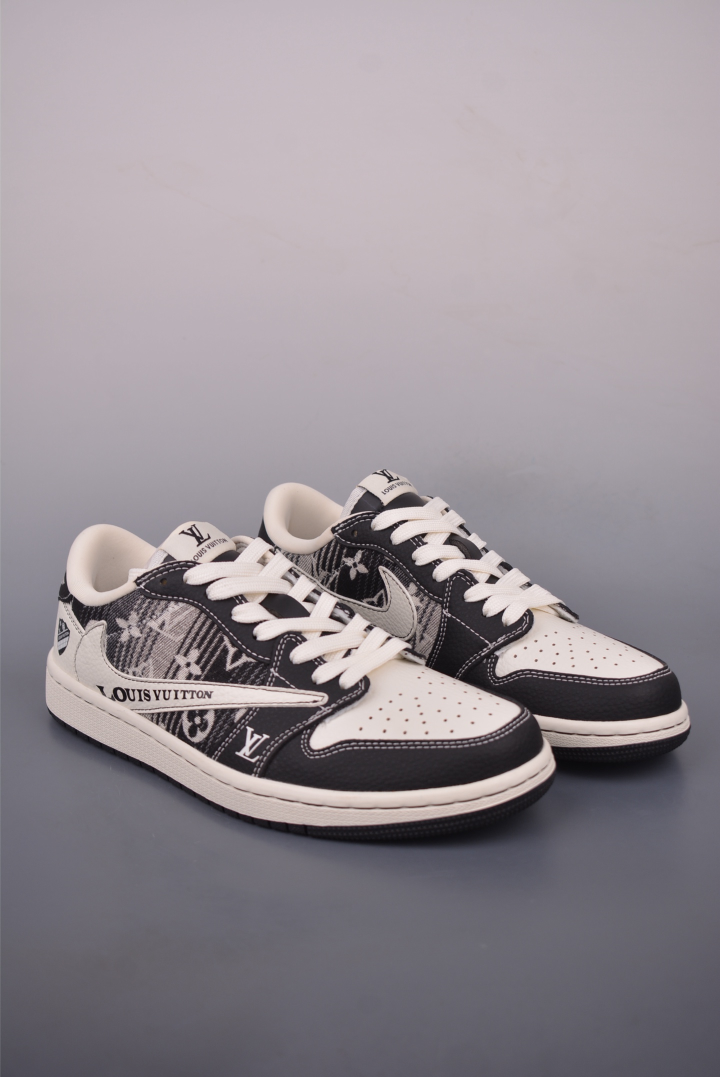 Fragment x Travis Scott x LV Air Jordan 1 Low 三方联名倒钩 SC0601-052