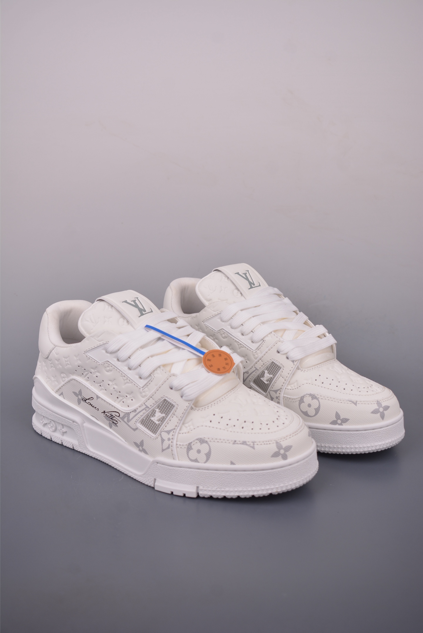 Louis Vuitton Trainer Sneaker White Leather Limited Edition Design Shoes 2 i1758413428984 4037 0 0