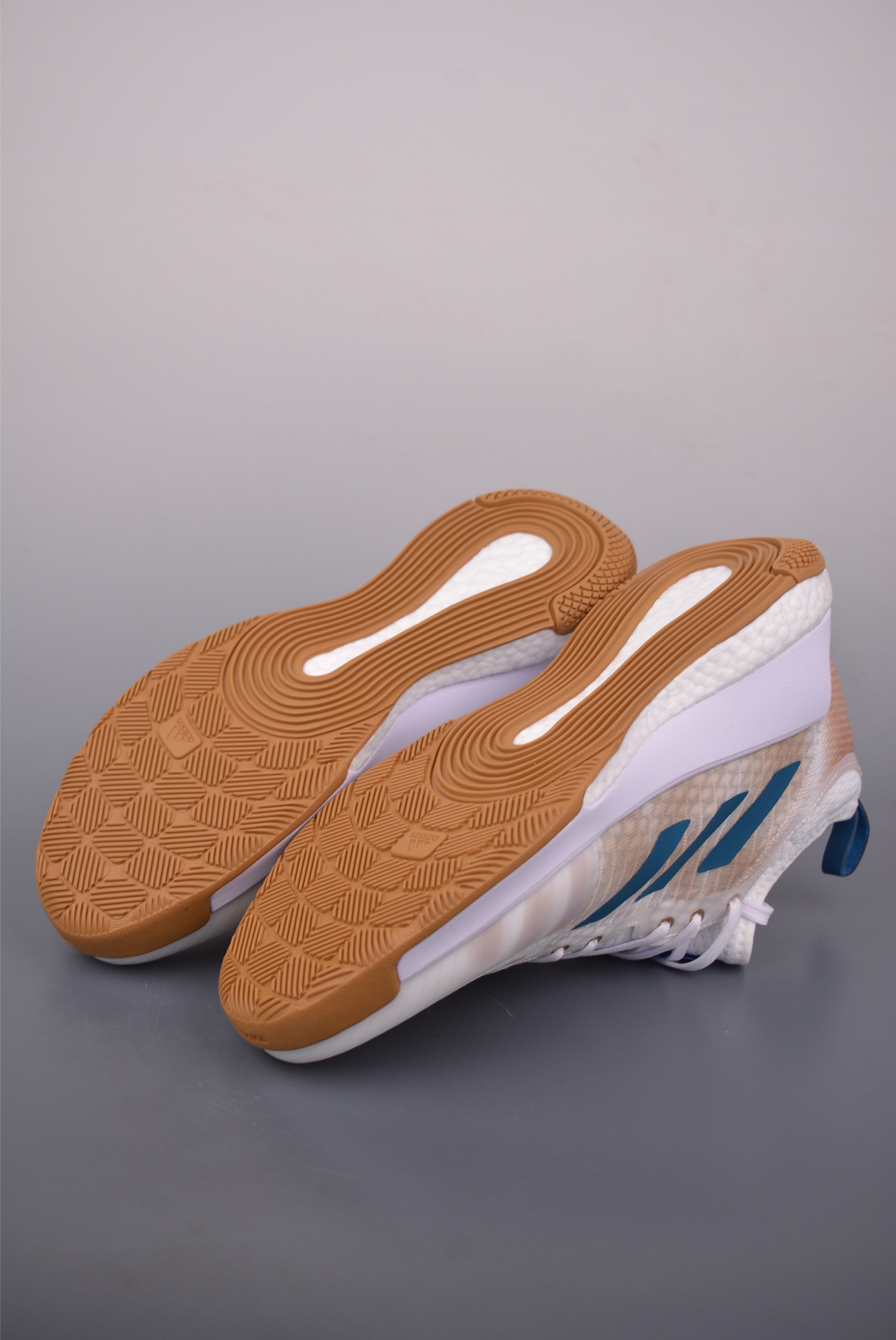 Adidas Crazyflight Mid Volleyball Shoes - High-Performance & Responsive Cushioning 4 i1758413544321 6526 0 2