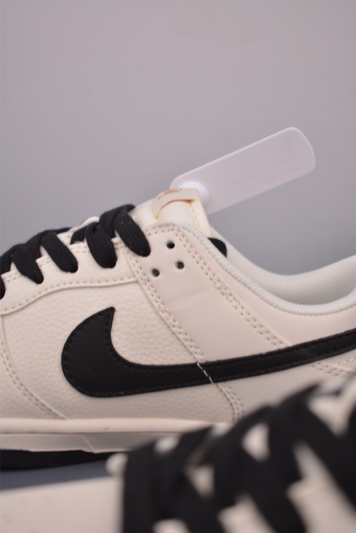 Nike SB Dunk Low Stussy Cream Black Sneakers Premium Leather Shoes 8 i1758496796409 4660 0 7