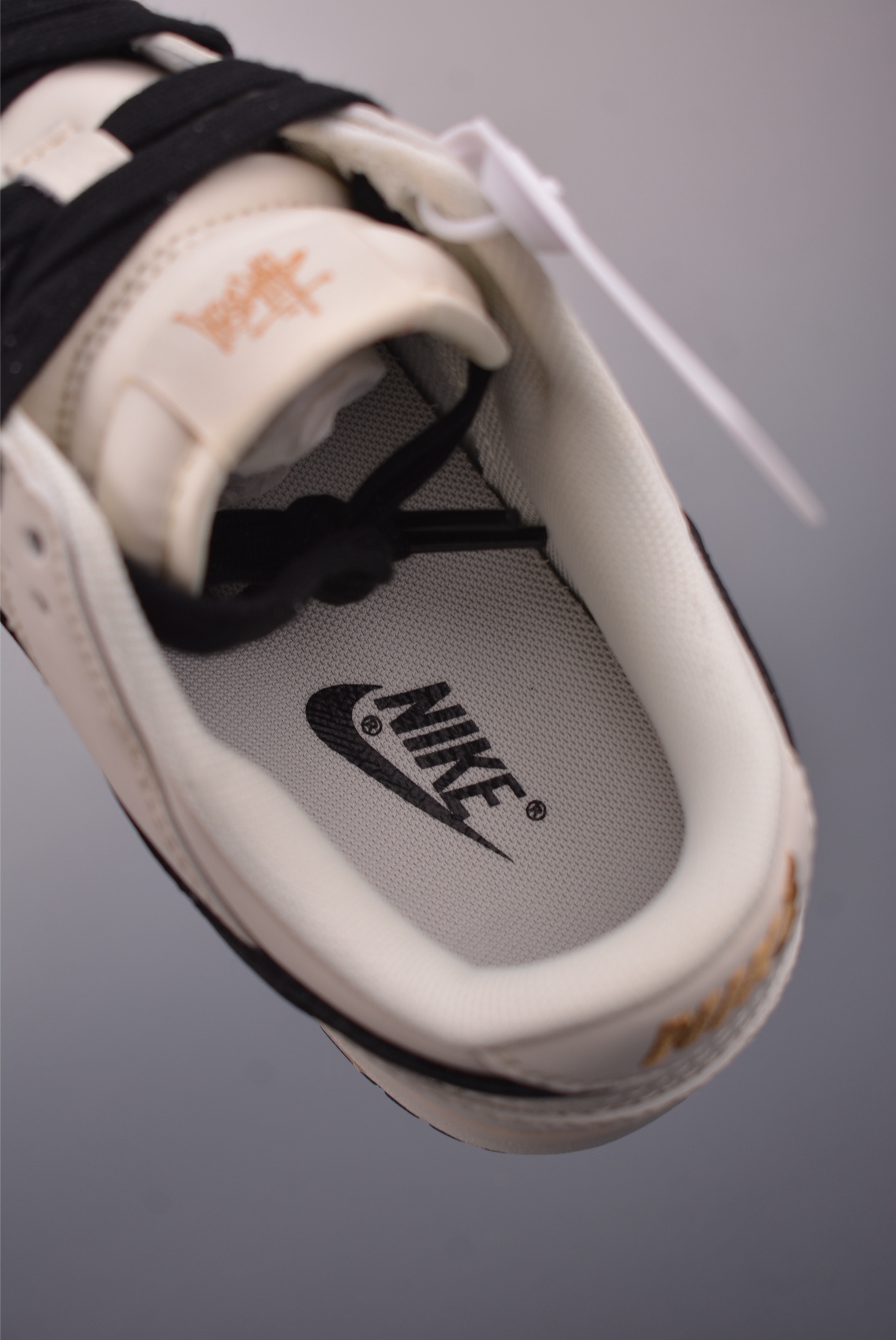 Nike SB Dunk Low Stussy Cream Black Sneakers Premium Leather Shoes 9 i1758496800669 1485 0 8