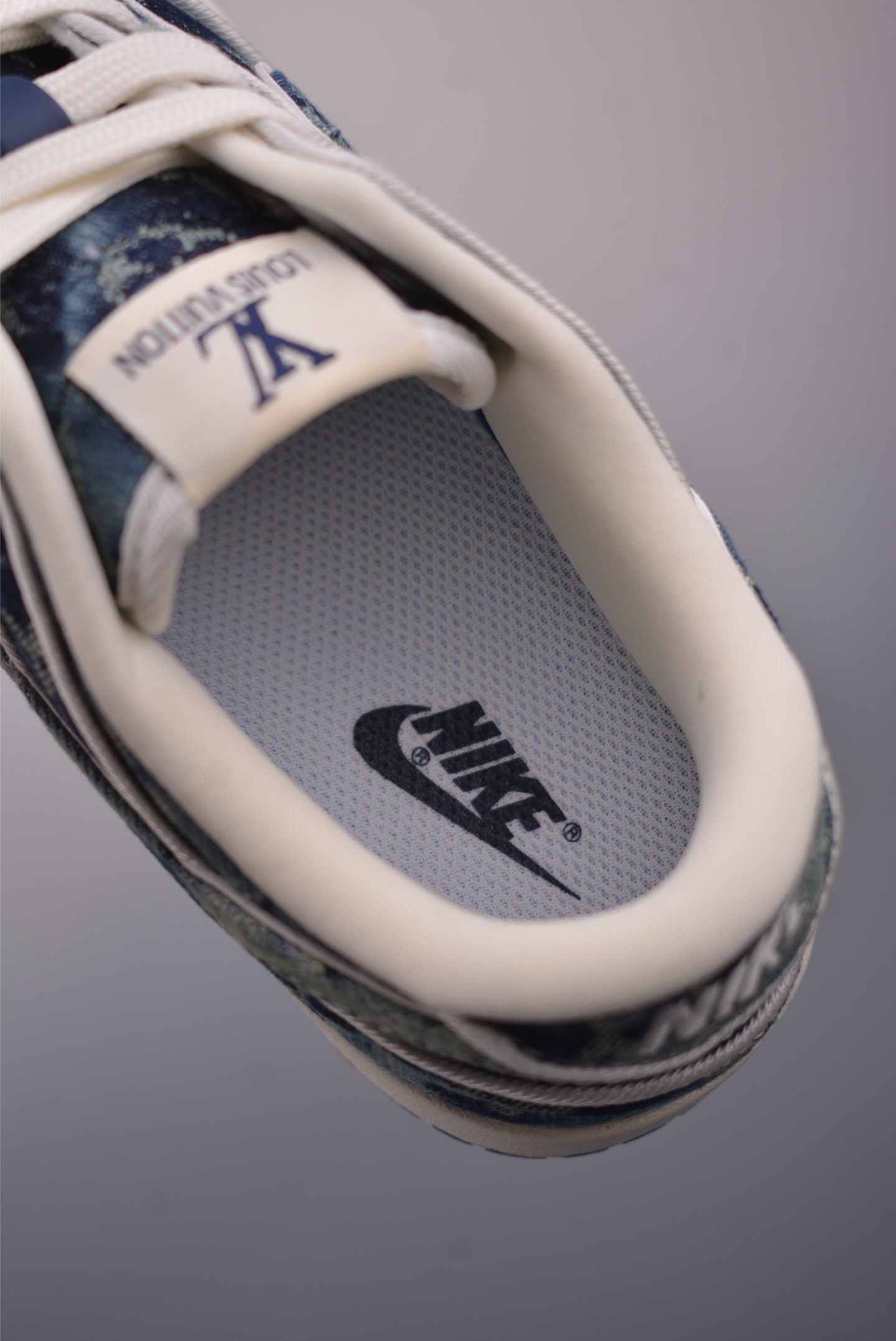 Nike SB Dunk Low Louis Vuitton Denim Sneakers - Premium Quality & Style 9 i1758496851105 6045 0 8
