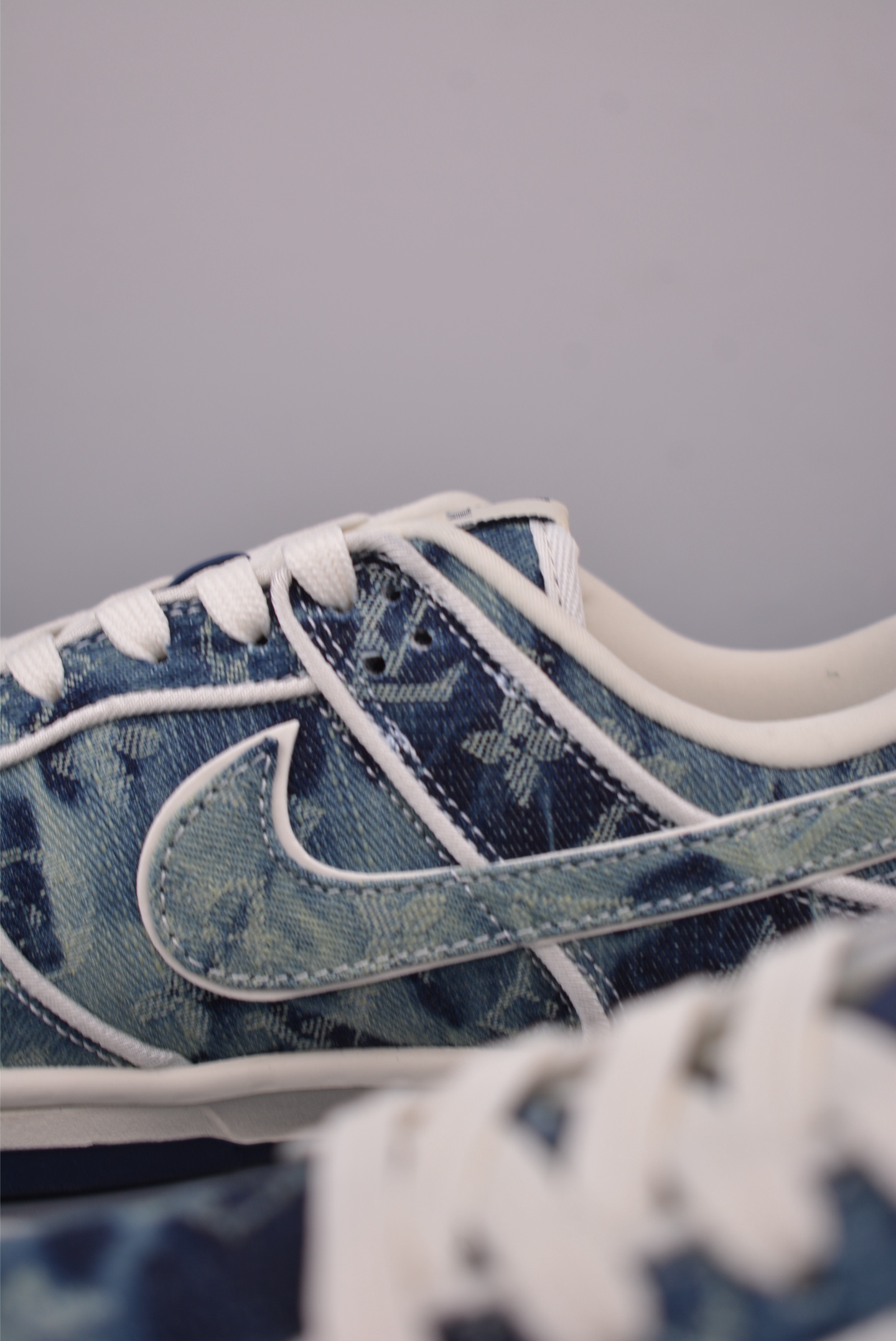 Nike SB Dunk Low Louis Vuitton Denim Sneakers - Premium Quality & Style 8 i1758496851153 7698 0 7