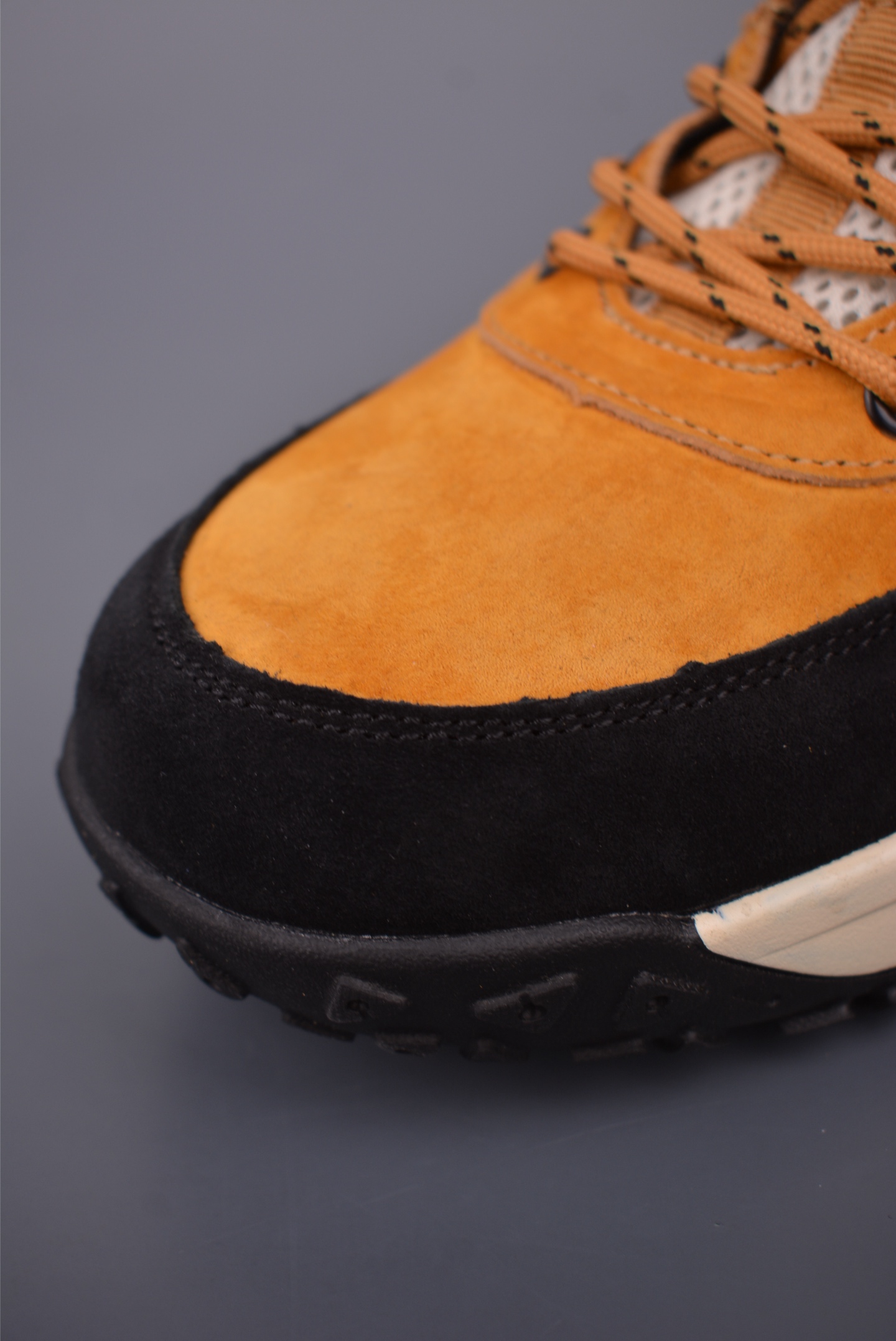 Timberland Outdoor Mid-Top Casual Martin Boots - Premium Leather Comfort 6 i1758496912945 9575 0 5