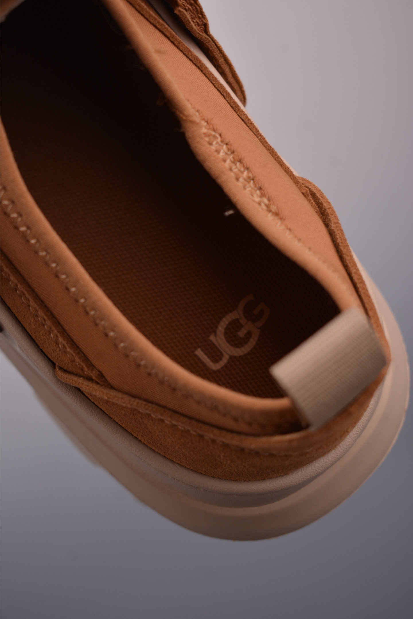 170 UGG秋季新款雪之答案SKTA 厚底增高舒适轻便透气洞洞鞋 1171355-Chinese UA Cheap High Quatity Brand Clothes Bags handbags Sneakers wholesale wholesaler seller from China Factory suppliers Fashion Clothing Shoes best Quality Beautiful Price 170 UGG秋季新款雪之答案SKTA 厚底增高舒适轻便透气洞洞鞋 1171355