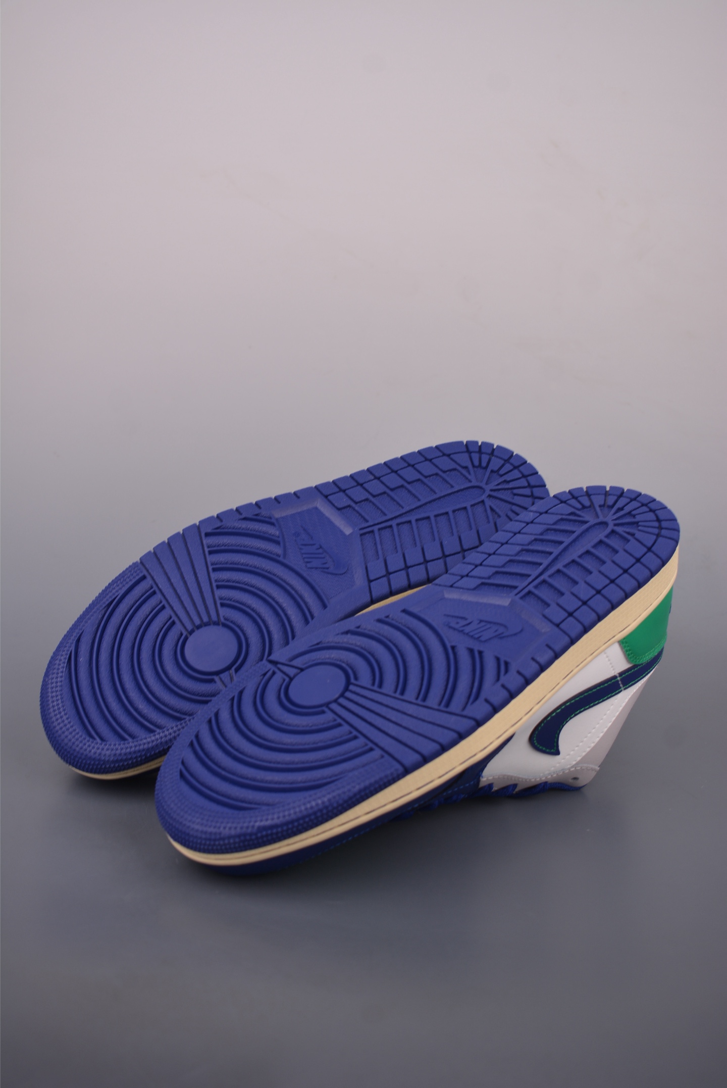 Air Jordan 1 Low White Green Blue Original Leather Sneakers, Size 40-46 4 i1758583424070 7880 0 2
