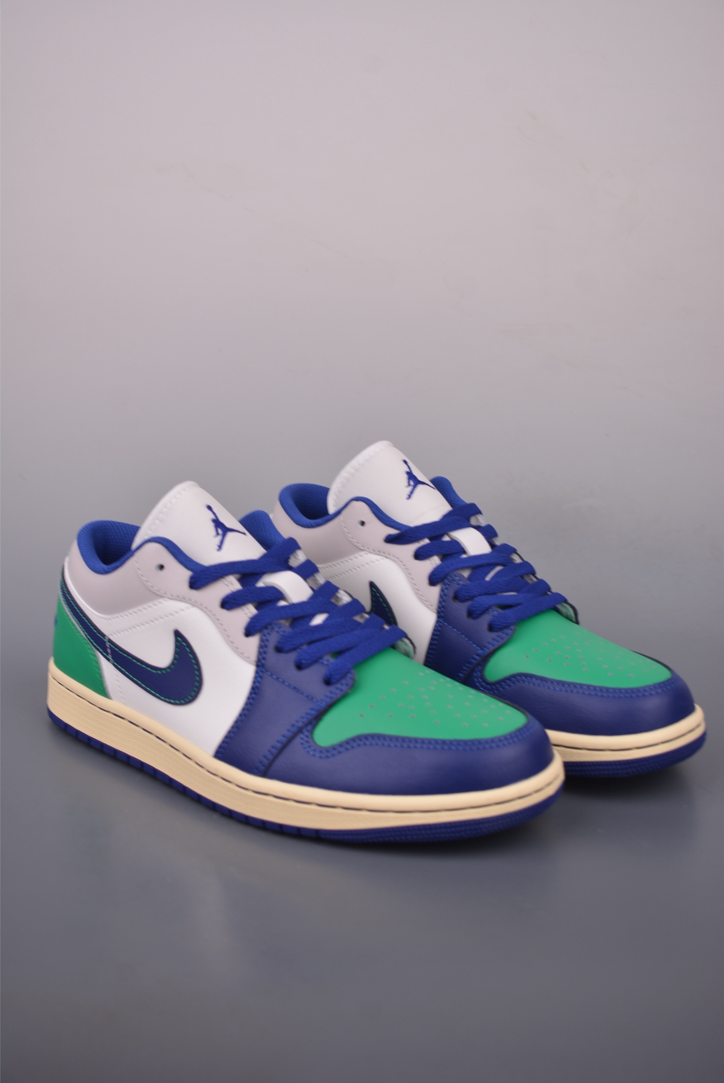Air Jordan 1 Low White Green Blue Original Leather Sneakers, Size 40-46 2 i1758583424121 429 0 0
