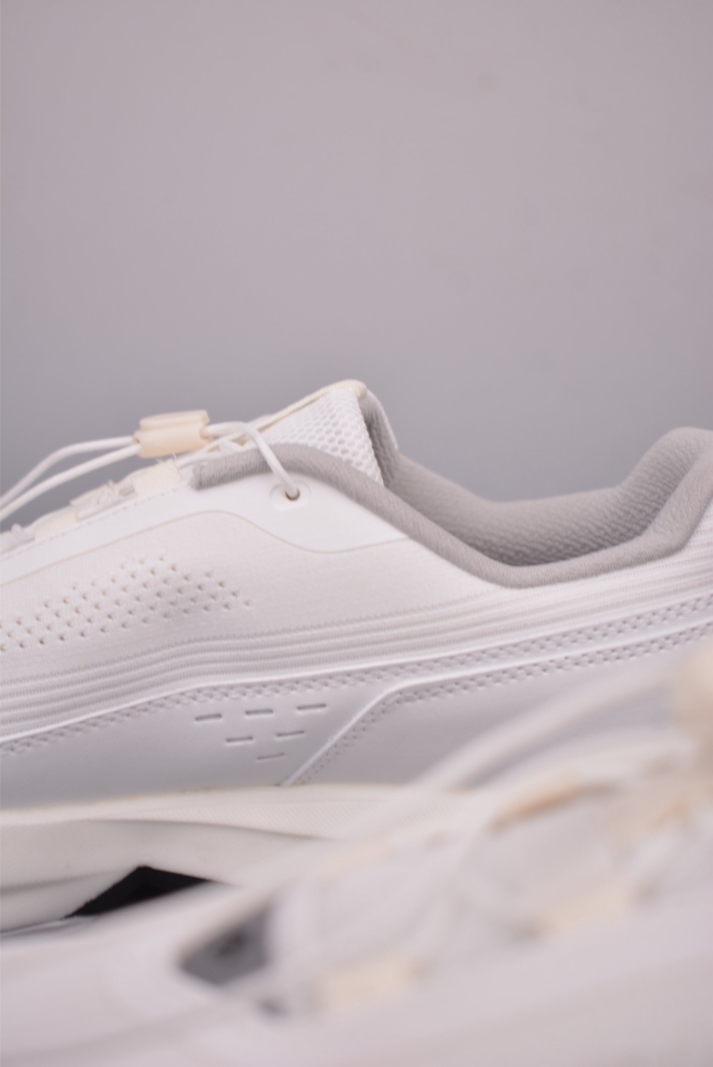 Descente SNOW DF 2.0: Lightweight, Cushioned, Breathable Trail Running Shoes 8 i1758583484133 4172 0 7