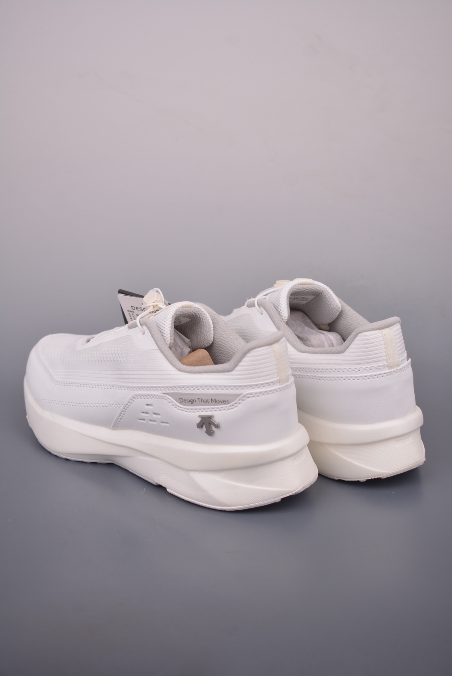 Descente SNOW DF 2.0: Lightweight, Cushioned, Breathable Trail Running Shoes 2 i1758583488036 8497 0 1