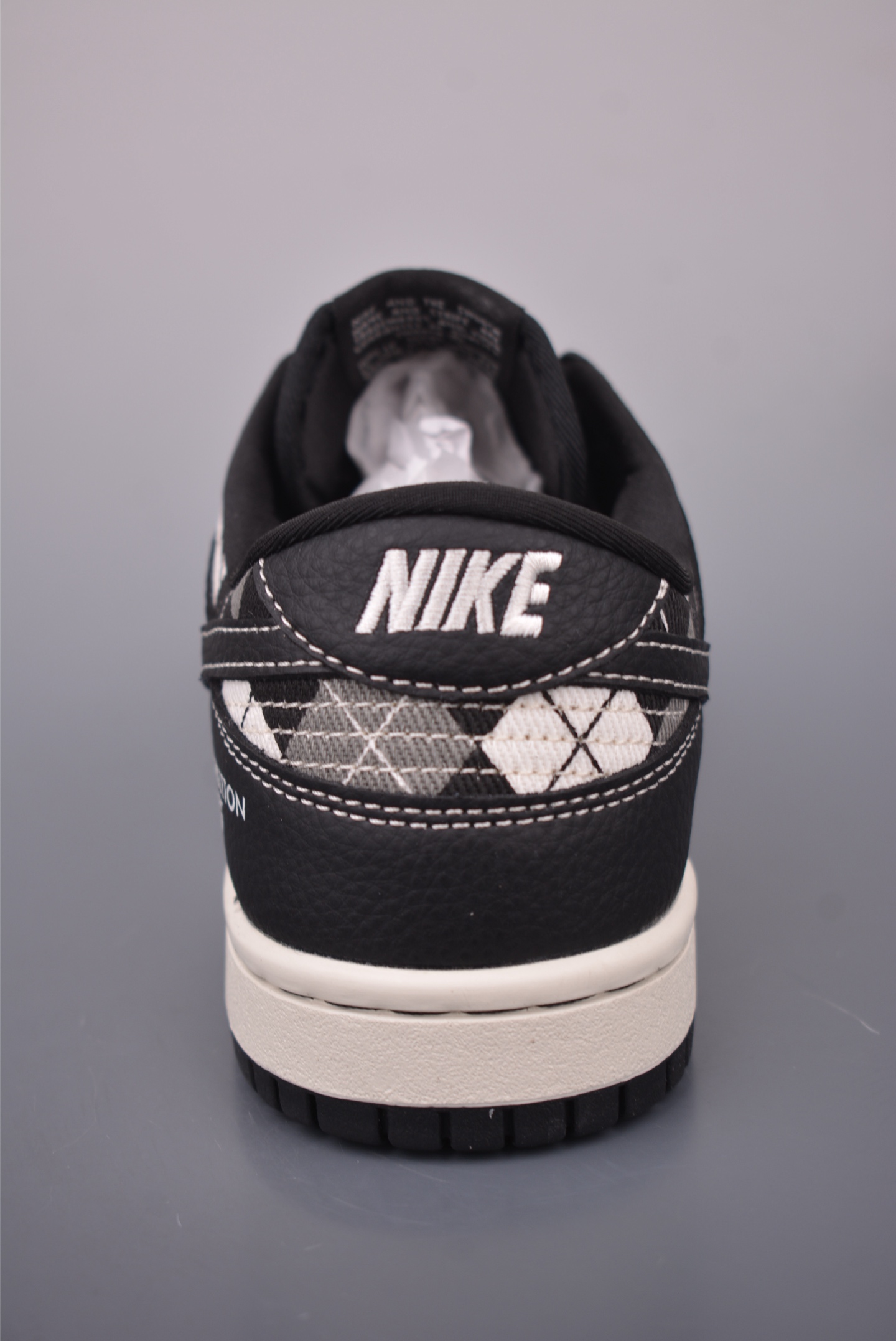 Nike SB Dunk Low Louis Vuitton Collab Premium Quality Sneakers 5 i1758584109878 3132 0 3