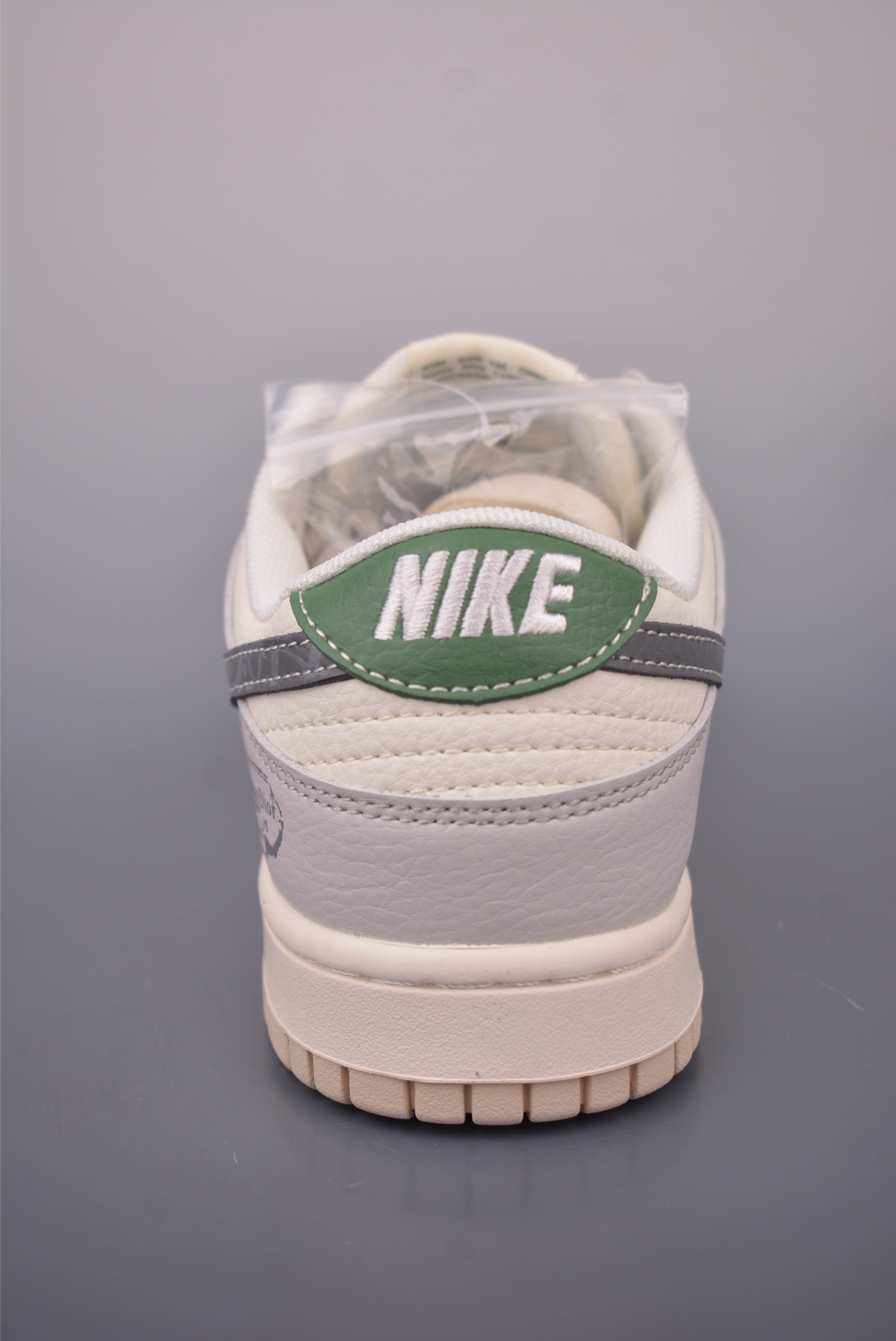 Nike SB Dunk Low Dior Collaboration Sneakers - Premium Quality & Comfort 4 i1758584146140 2776 0 3