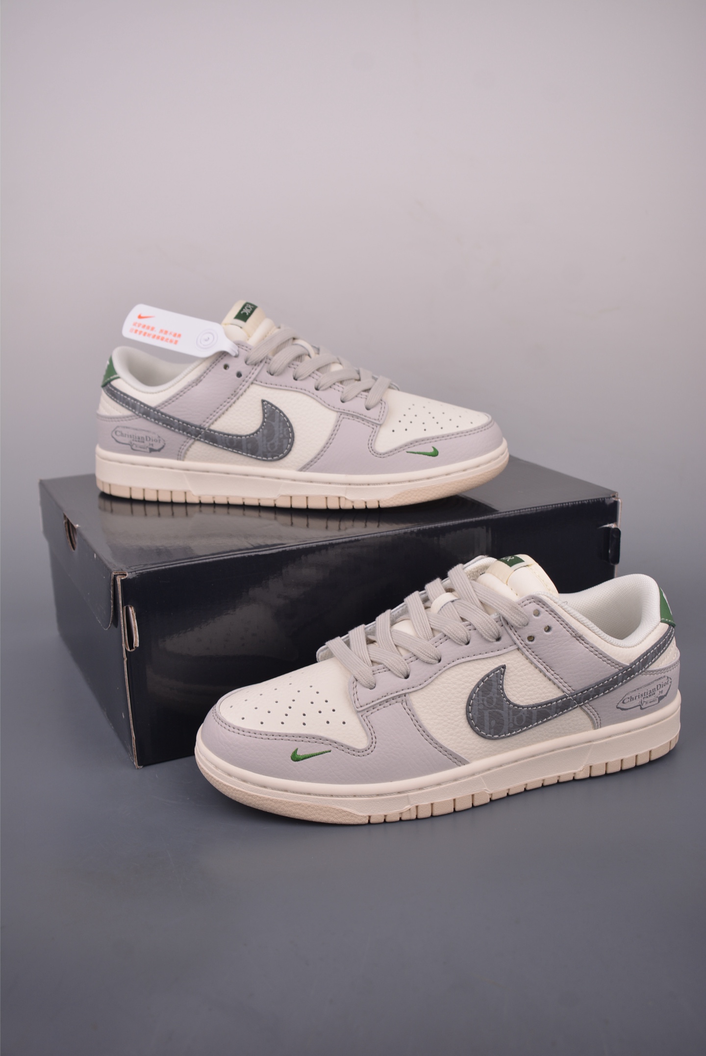 Nike SB Dunk Low Dior Collaboration Sneakers - Premium Quality & Comfort 5 i1758584146146 284 0 4