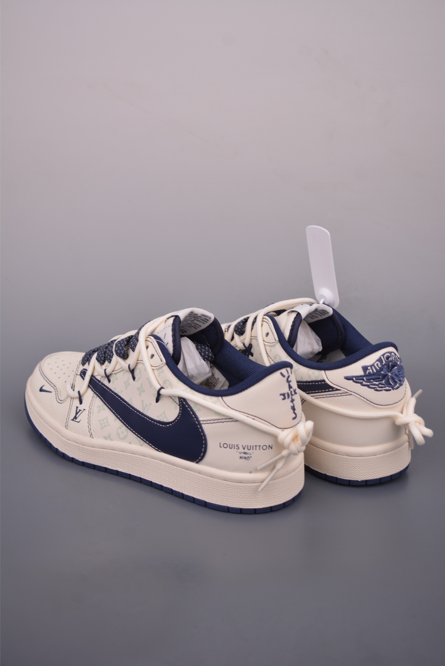 Fragment x Travis Scott x Louis Vuitton Air Jordan 1 Low, Premium Design Sneaker 2 i1758584250974 3037 0 1