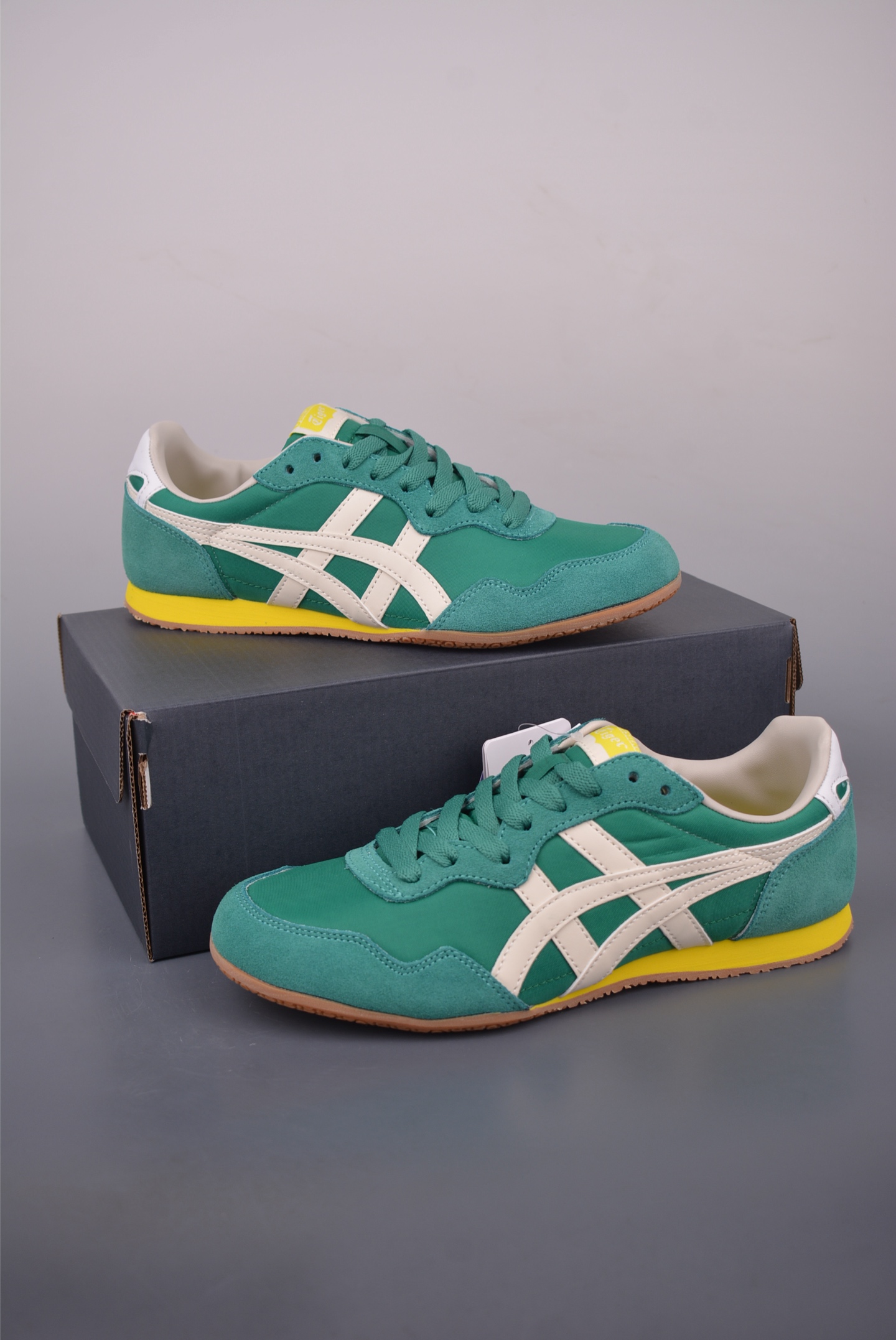 Onitsuka Tiger Serrano Retro Classic Sneakers, Green/White, Breathable & Comfortable 6 i1758584427435 4592 0 4