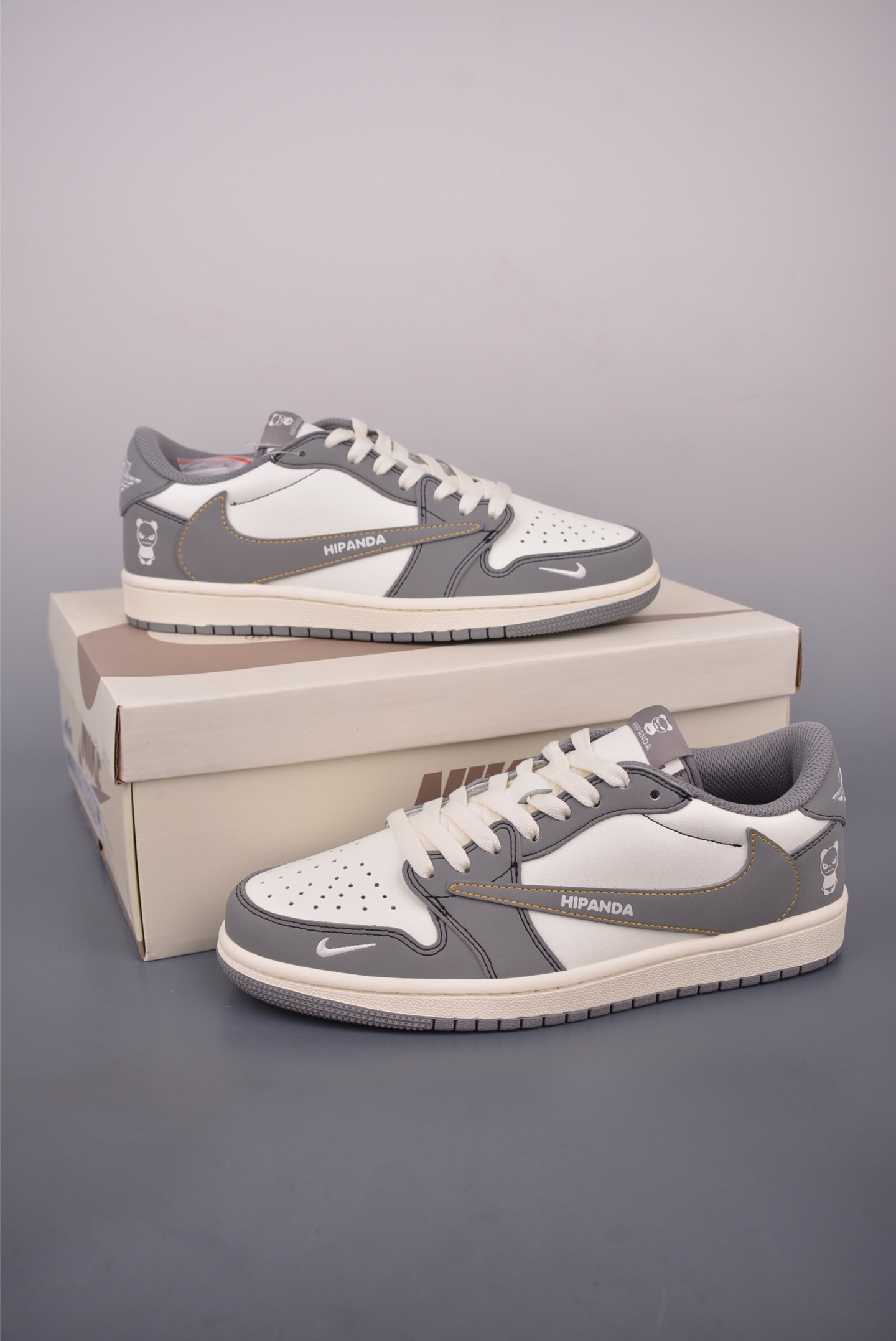 Nike x Travis Scott x Stüssy Air Jordan 1 Low Collab Sneakers 2 i1758584483498 6794 0 4