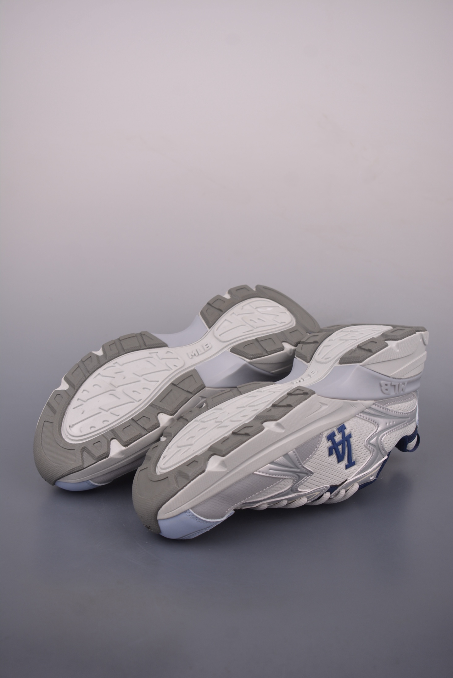 MLB CURVE RUNNER MONO MESH 纽约洋基队 潮流时尚厚底运动鞋 3ARNC055N