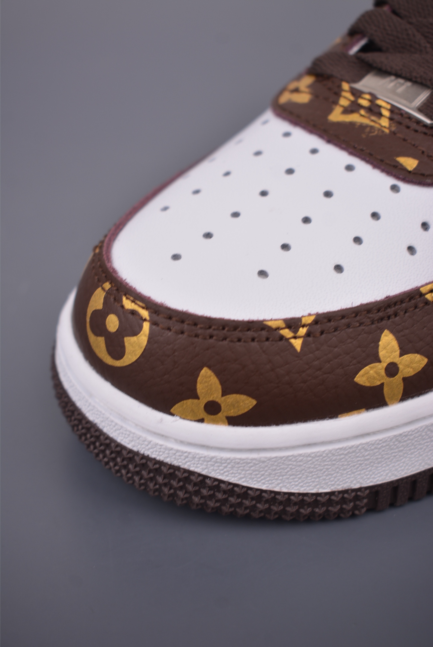 Nike Air Force 1 Low Louis Vuitton Custom Sneakers - Limited Edition 6 i1758670258311 2386 0 5