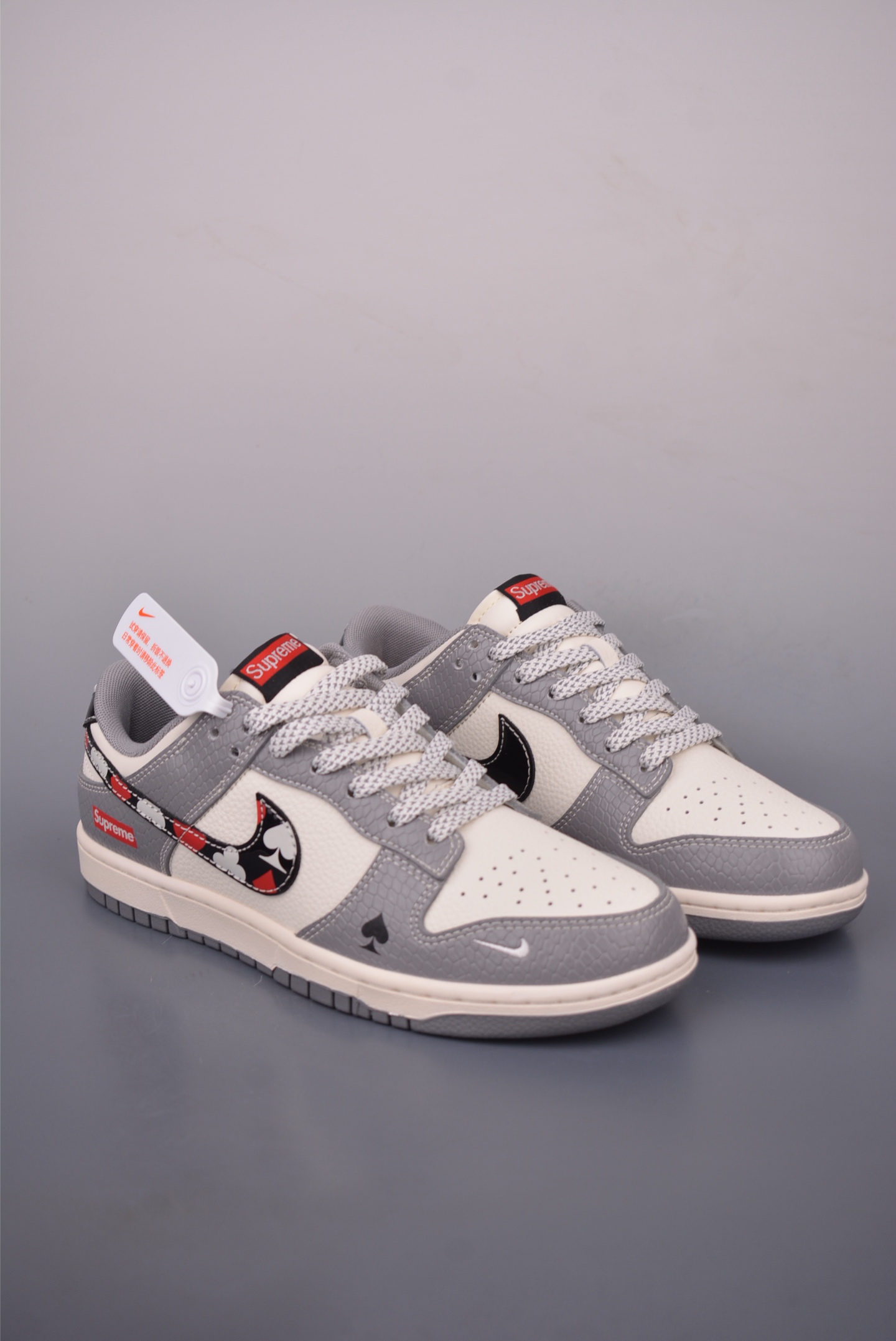 Nike SB Dunk Low Supreme Sneakers - Premium Quality, Stylish Design 2 i1758670481346 9130 0 0