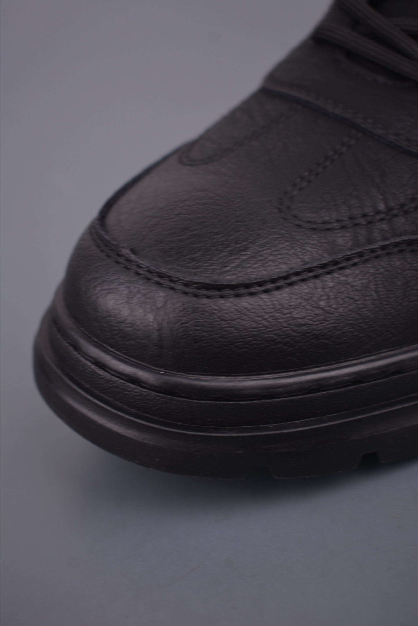 Timberland Classic Mid-Top Shoes: Italian Leather, Anti-Odor Insole, Durable 7 i1758670698992 3793 0 5