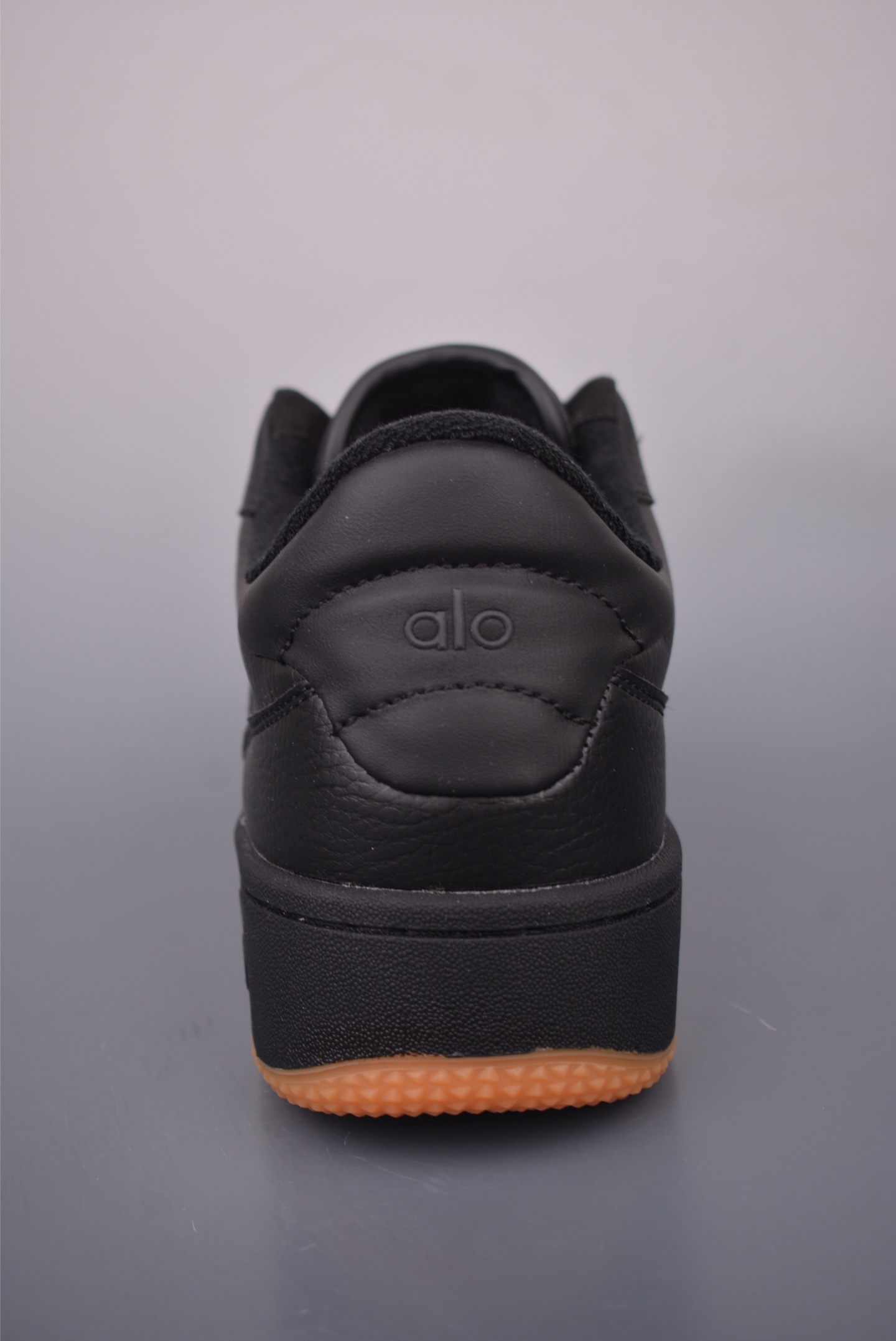Alo Yoga Recovery Mode Black Low-Top Sneakers - Comfortable & Durable 5 i1758671432936 7331 0 3