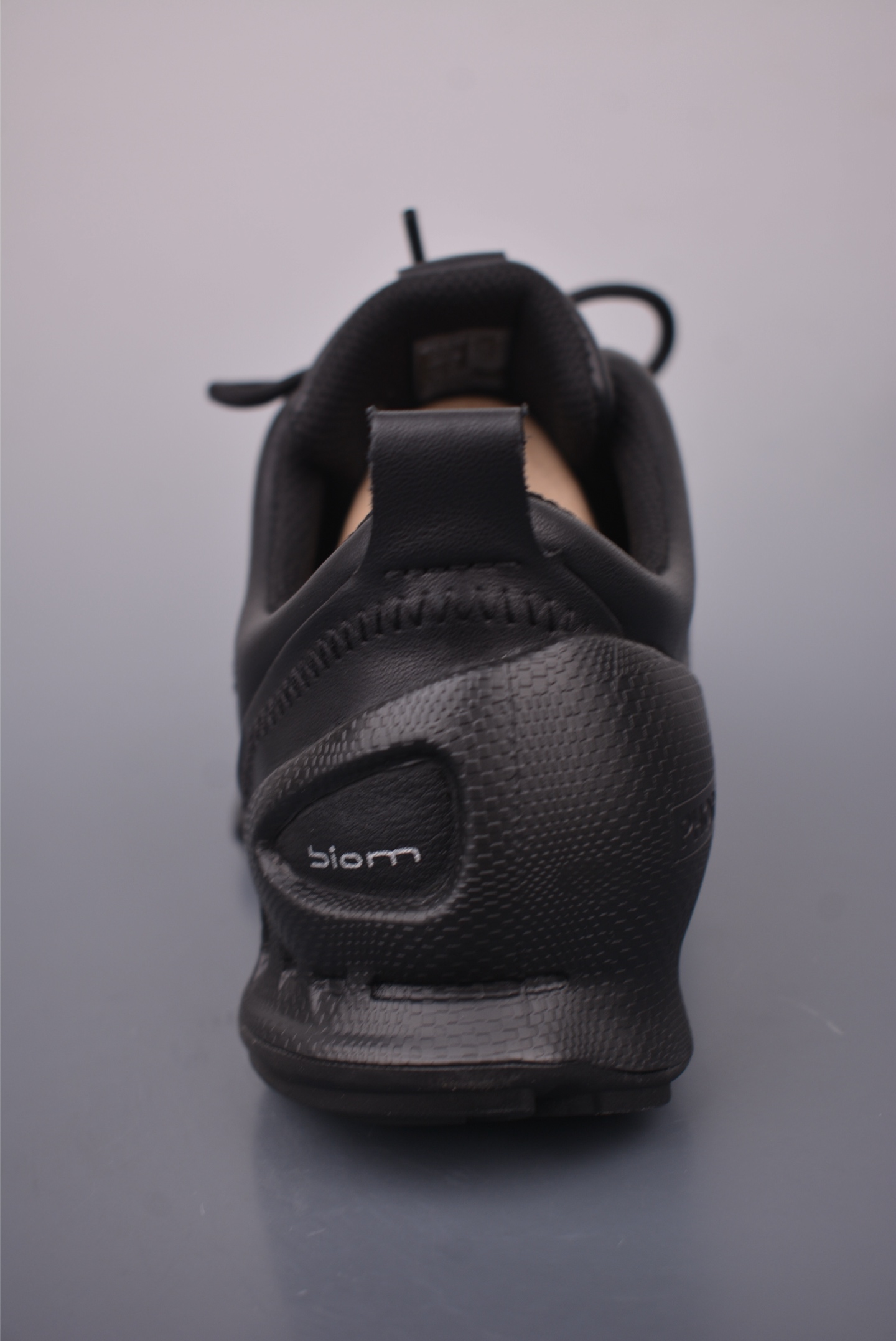ECCO Men's BIOM 2.0 Leather Sneakers - Lightweight, Comfortable, and Durable 4 i1758671476206 2344 0 3