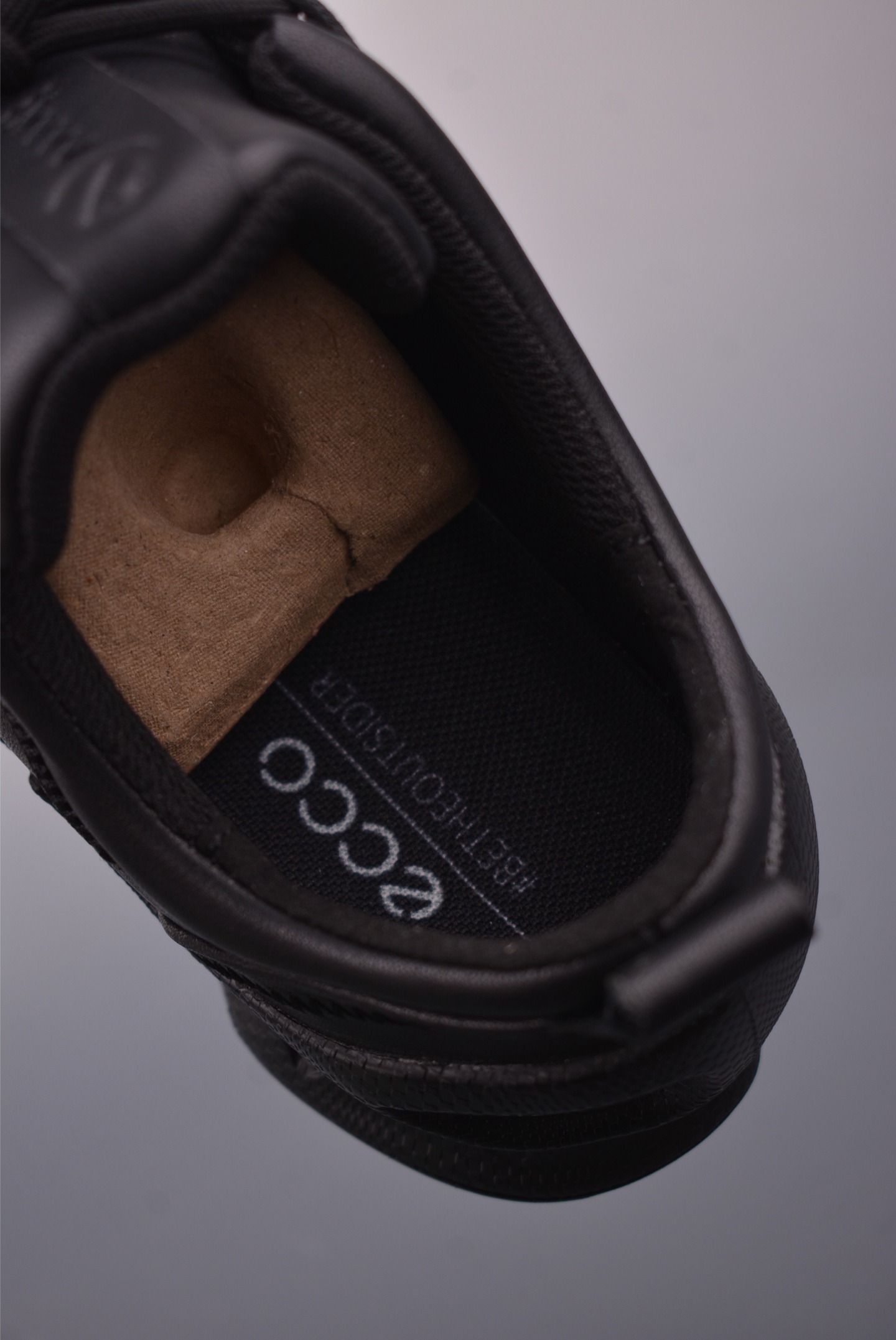 ECCO Men's BIOM 2.0 Leather Sneakers - Lightweight, Comfortable, and Durable 9 i1758671482174 6163 0 8