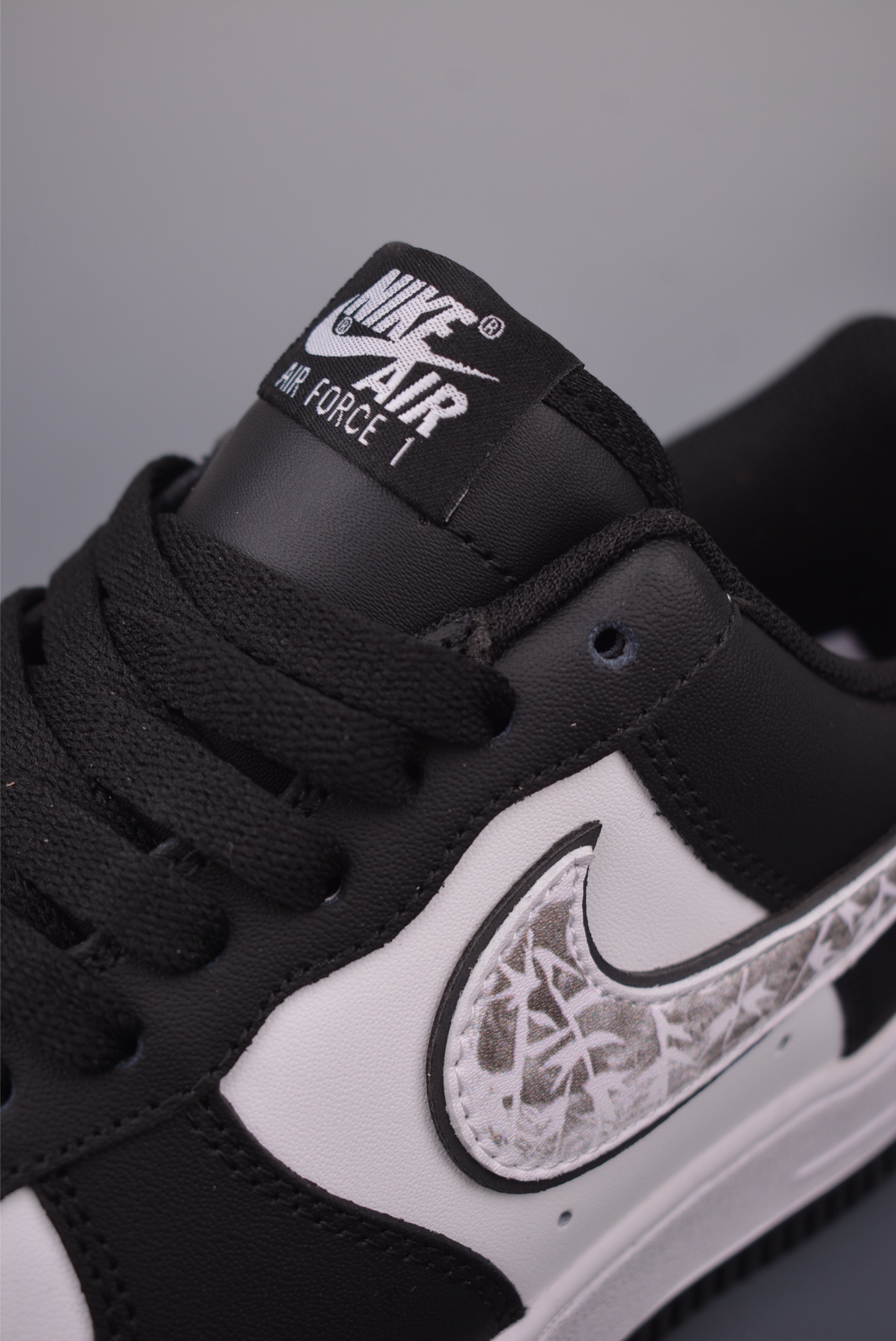 Nike Air Force 1 Low Black and White Cracked Leather Original Edition 8 i1758753211166 3414 0 6