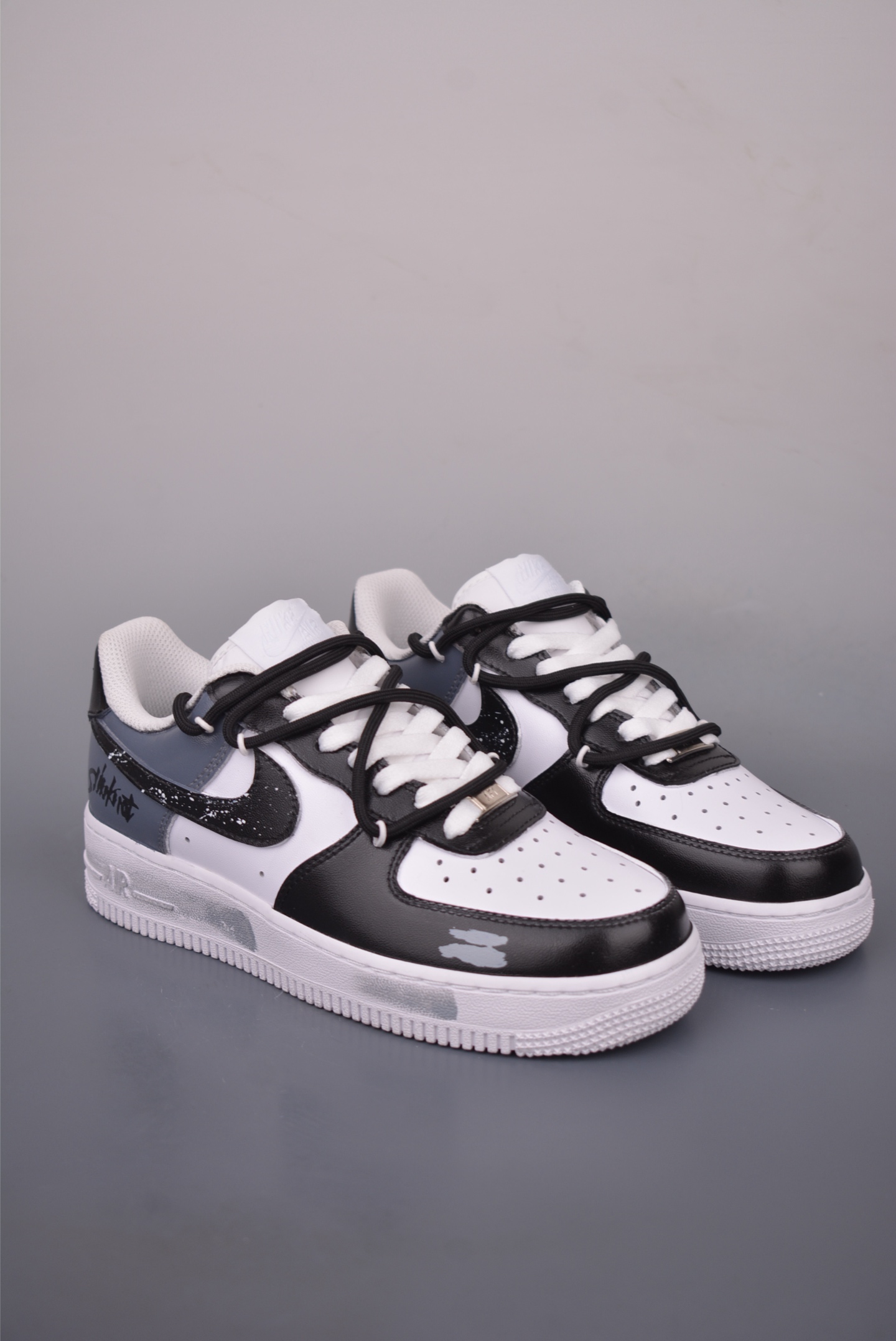Nike Air Force 1 Low Black White Blue - Original Design & Comfort 2 i1758753266127 3081 0 0