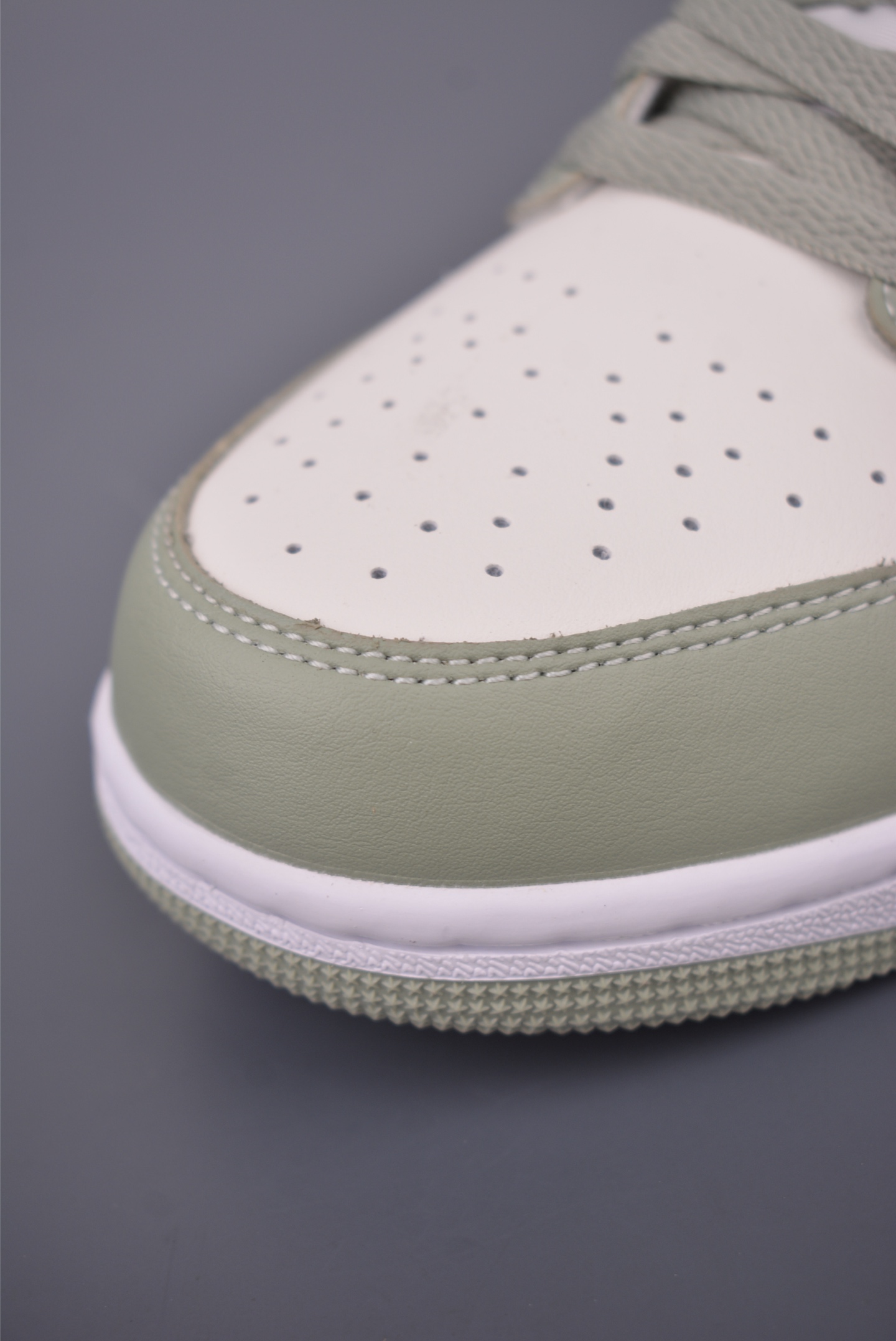 Air Jordan 1 Low White, Green, and Red Casual Sneakers - Premium Leather 7 i1758753525489 5783 0 5