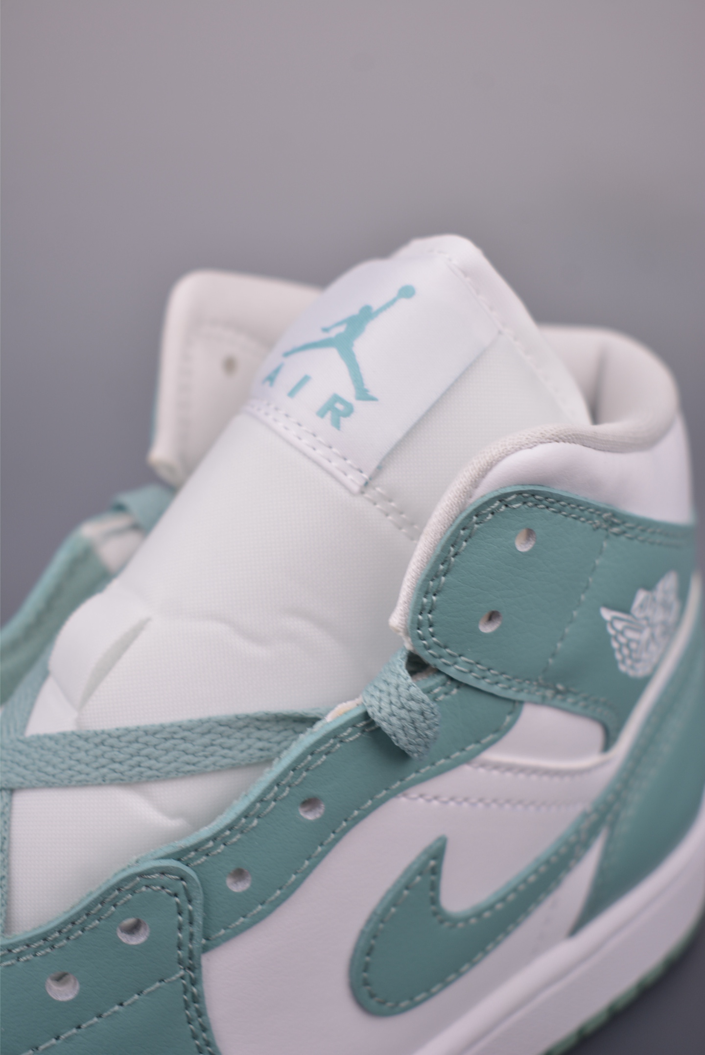 原装裸鞋级 市面最高工艺产物 Air Jordan 1 Mid白绿 纯原系列 BQ6472-138