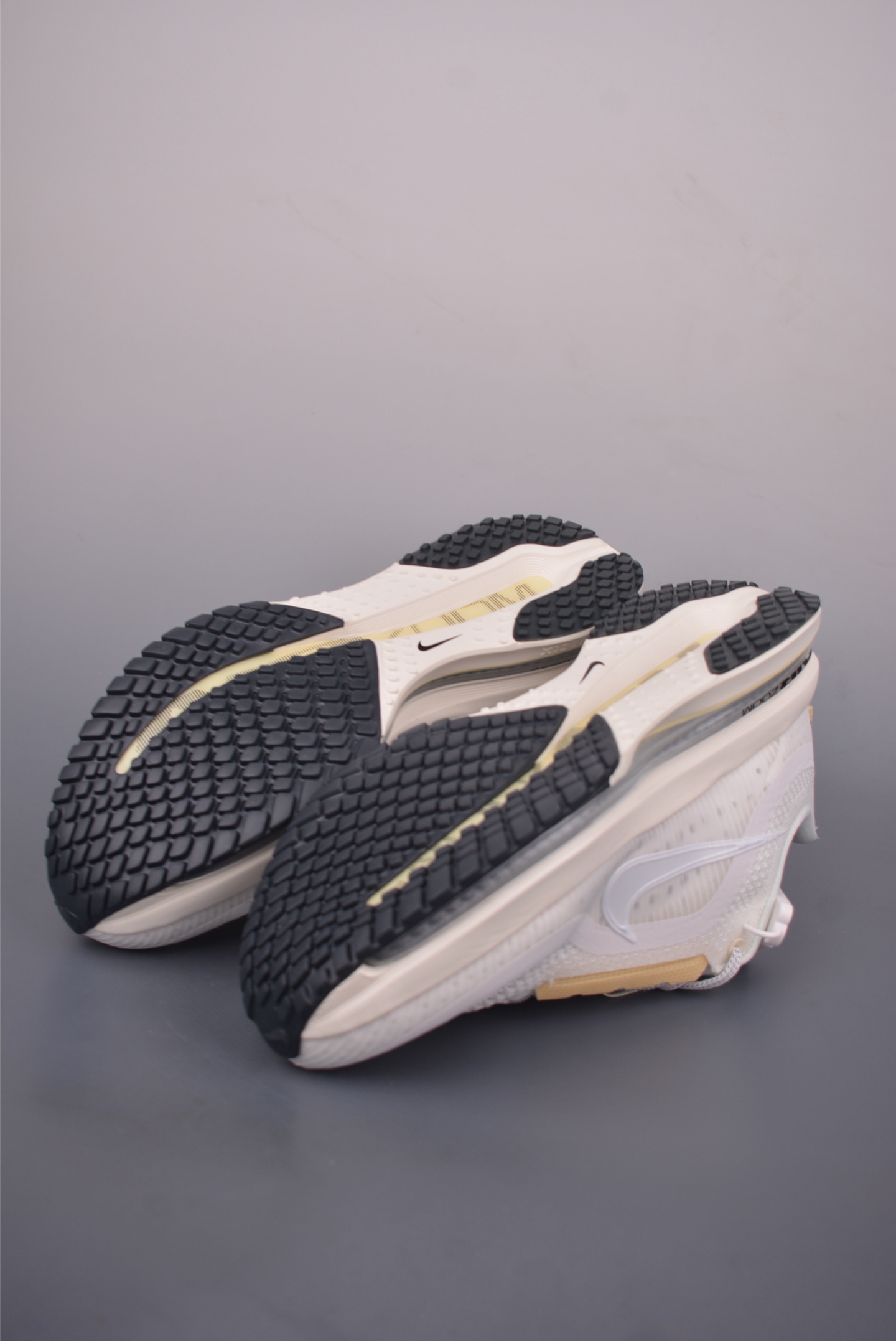 Nike Pegasus Premium Running Shoes - Breathable, Cushioned, and Durable 3 i1758754089601 8397 0 2