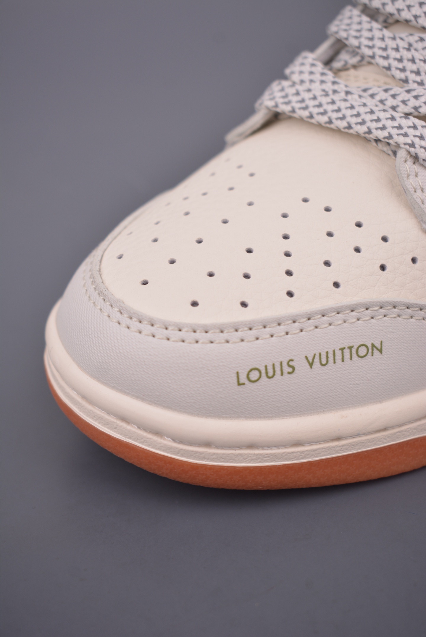 Nike SB Dunk Low Louis Vuitton: Pure, Original, and Stylish Sneakers 7 i1758754298004 7184 0 5