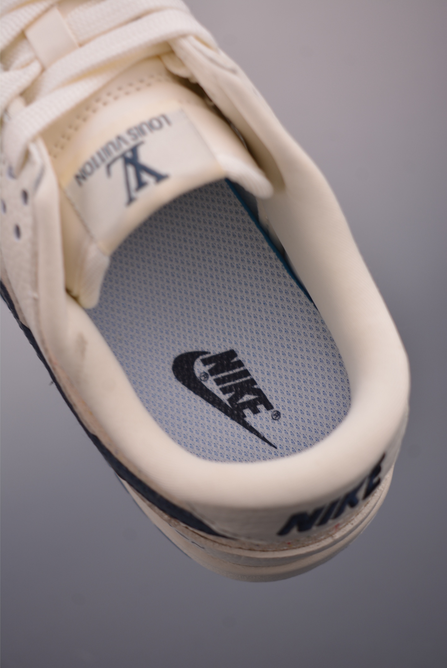 Nike SB Dunk Low Louis Vuitton Cream/Blue Men's Sneaker, Durable and Stylish 9 i1758754345748 2869 0 8