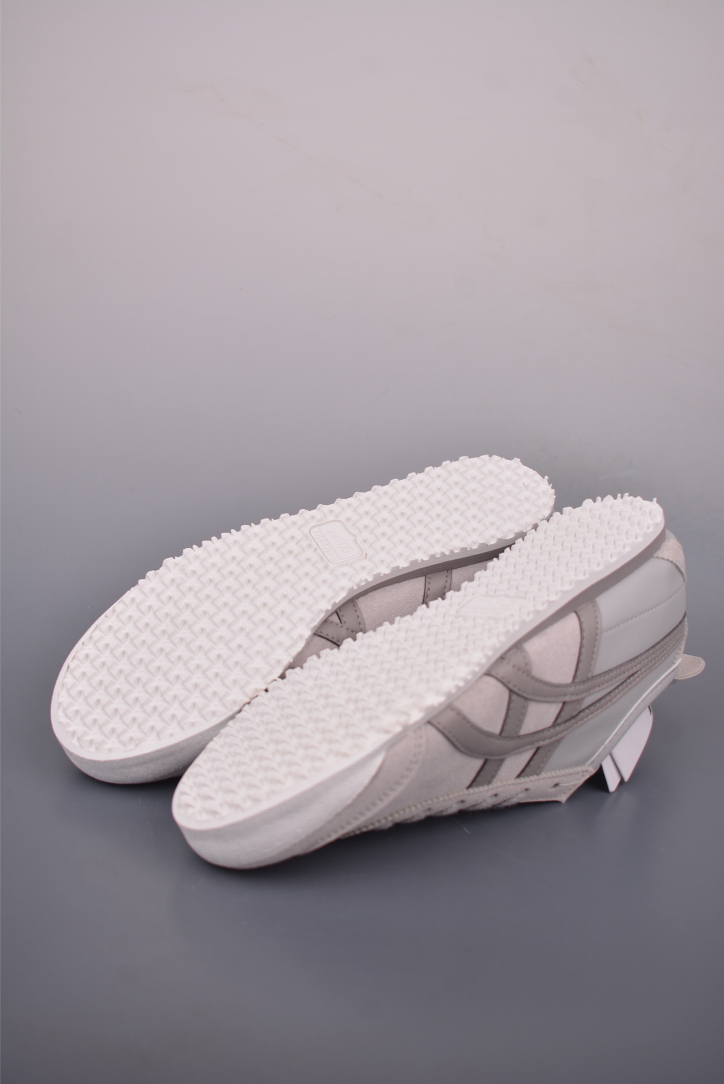 Onitsuka Tiger Mexico 66 NM Casual Sneakers - Superior Craftsmanship 3 i1758757428698 2817 0 2