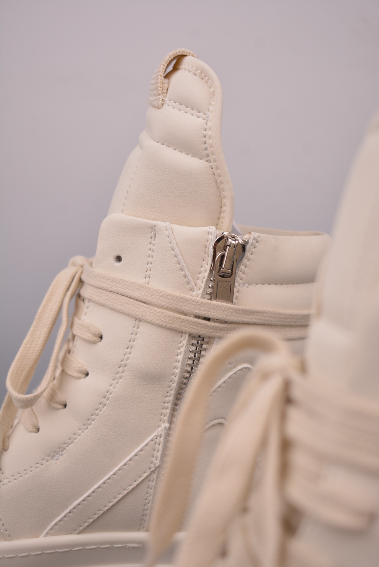 Rick Owens High-Top Sneakers - Leather, Lace-Up, and Distinctive Style 9 i1758757704210 8104 0 7