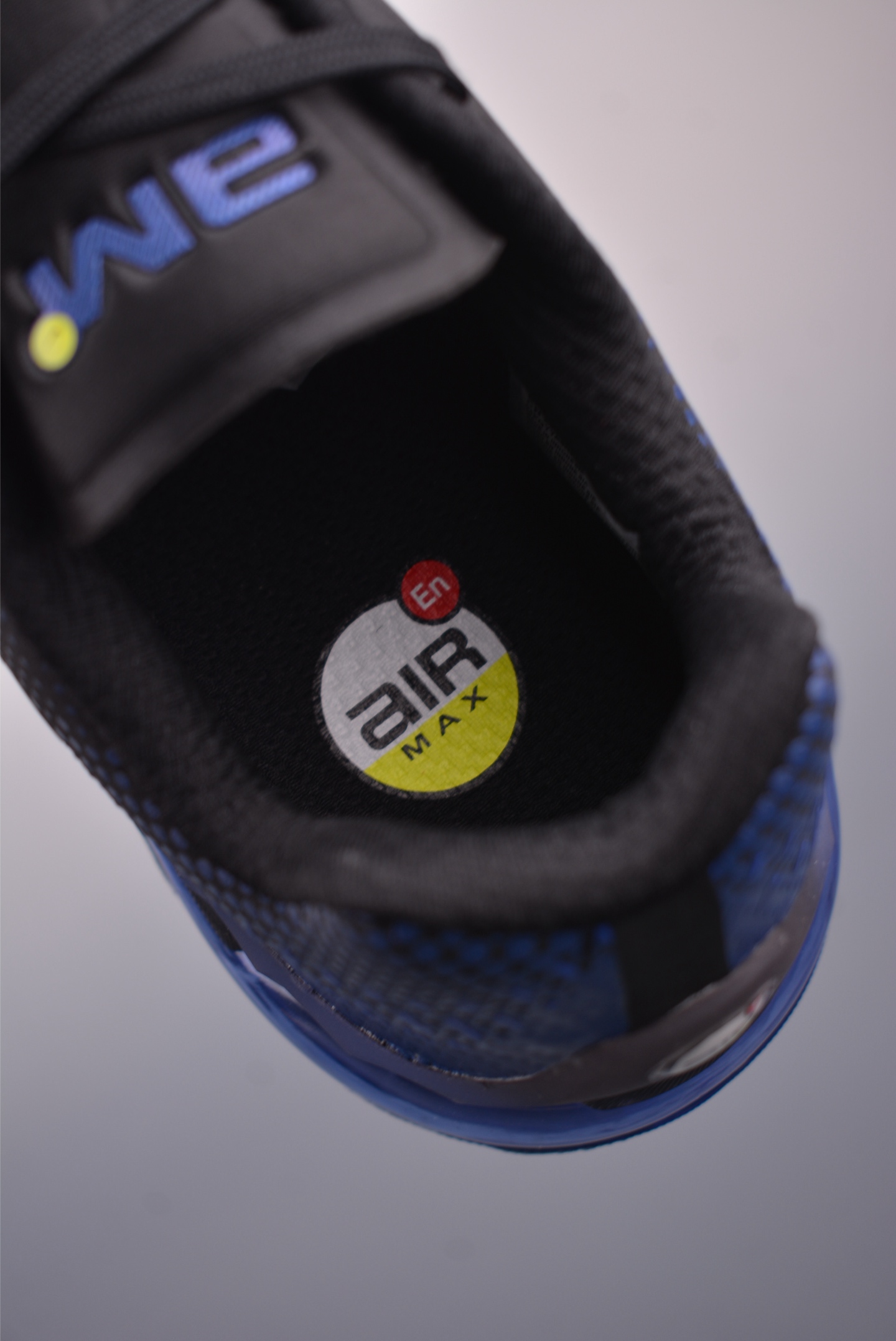 Nike Air Max Phoenix Running Shoes - Breathable, Comfortable and Durable 9 i1758758106672 8197 0 8