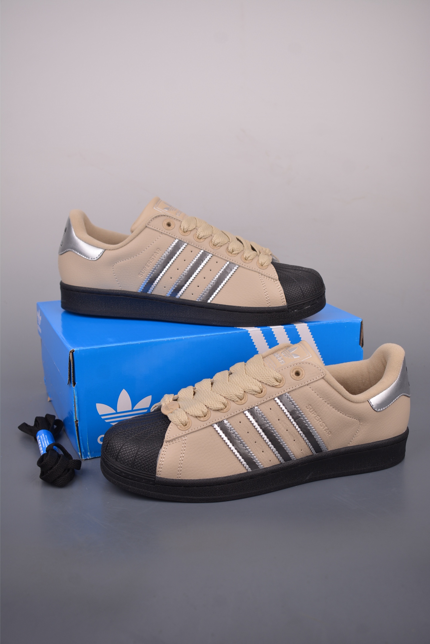 Adidas Originals Superstar 2025 - Classic Shell Toe Design, Premium Leather 6 i1758841101445 8373 0 4