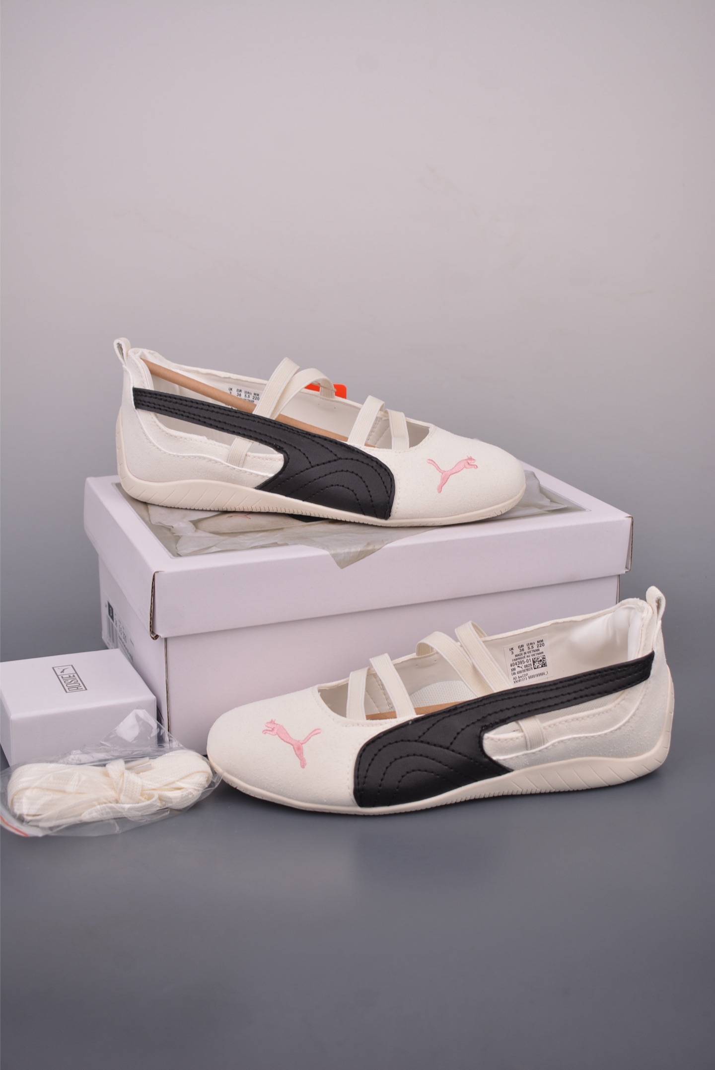 PUMA Speedcat Bellet SD x ROSé 芭蕾薄底 柔软舒适 平底复古运动休闲鞋 404395 PUMA Speedcat Bellet SD x ROSé 芭蕾薄底 柔软舒适 平底复古运动休闲鞋 404395