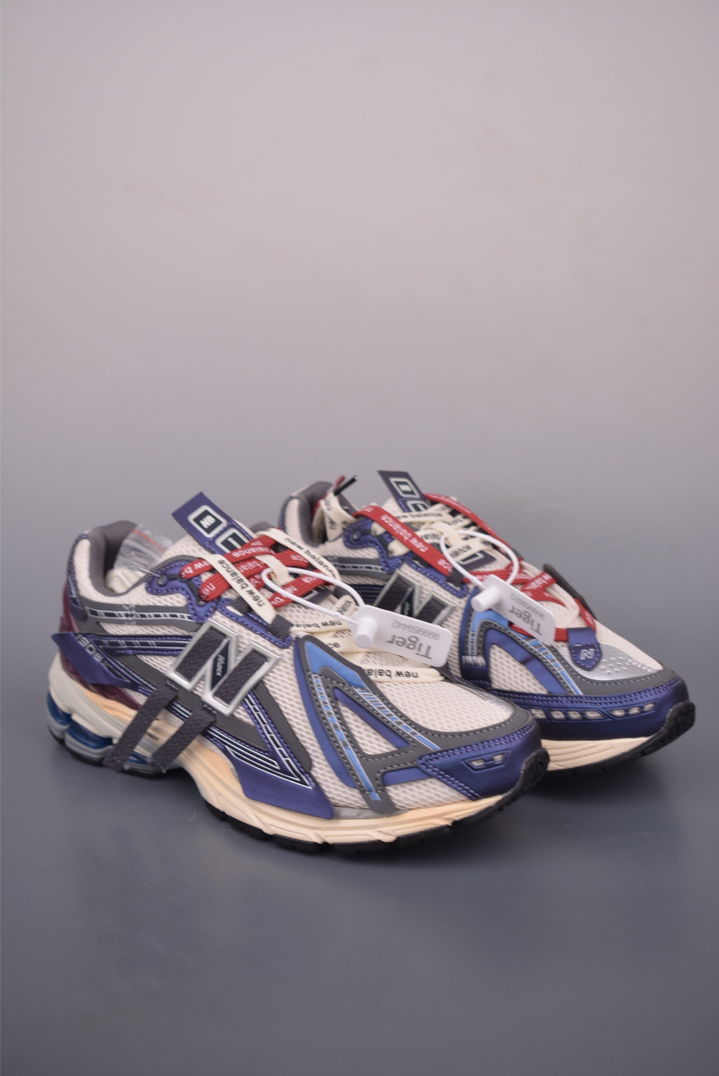 New Balance 1906R Retro Sneakers - Classic Style, Modern Comfort 2 i1758841609154 3317 0 0