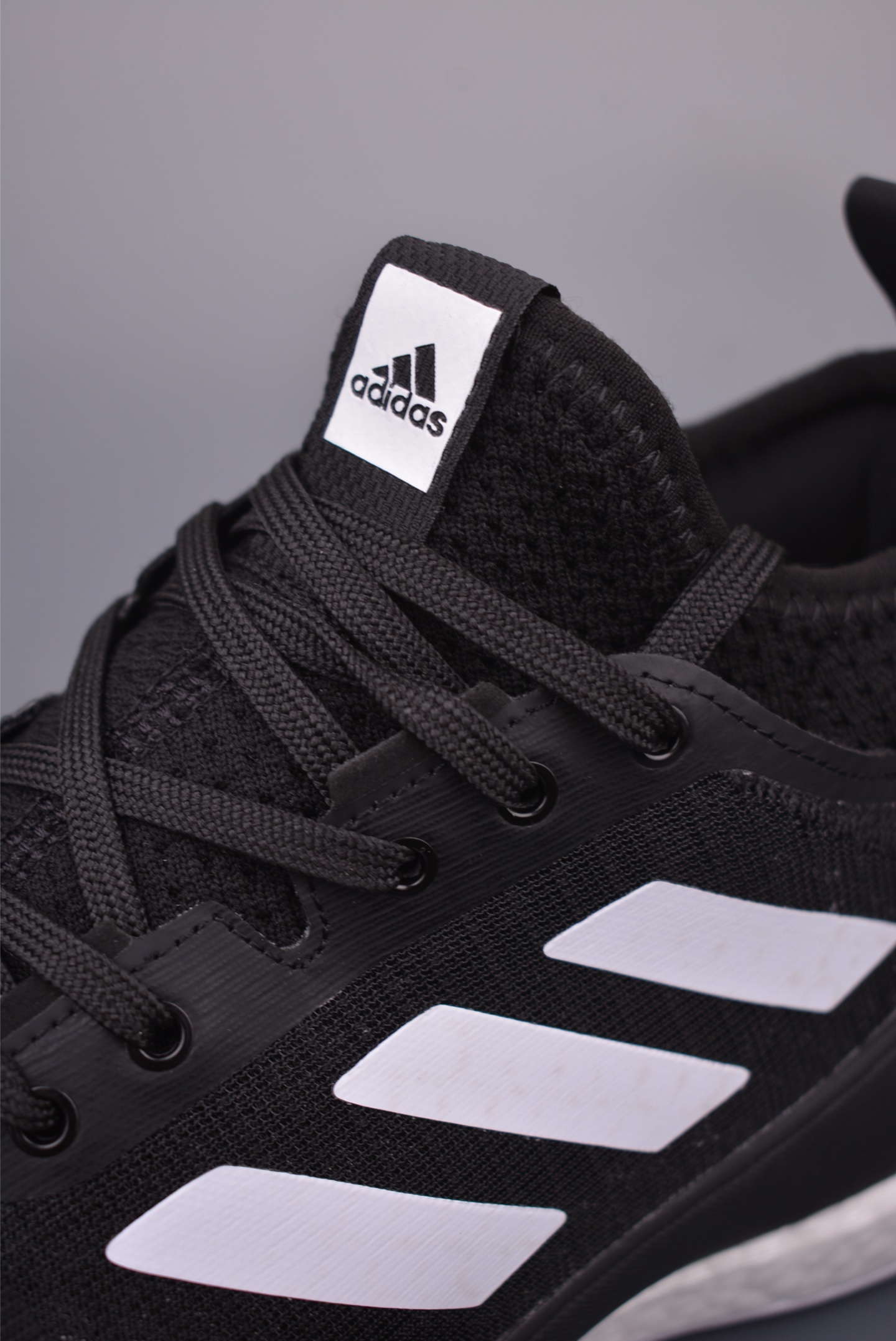 210 ADIDAS CRAZYFLIGHT MID 运动鞋 记忆回弹BOOST真爆大底 运动排球鞋 FX1971