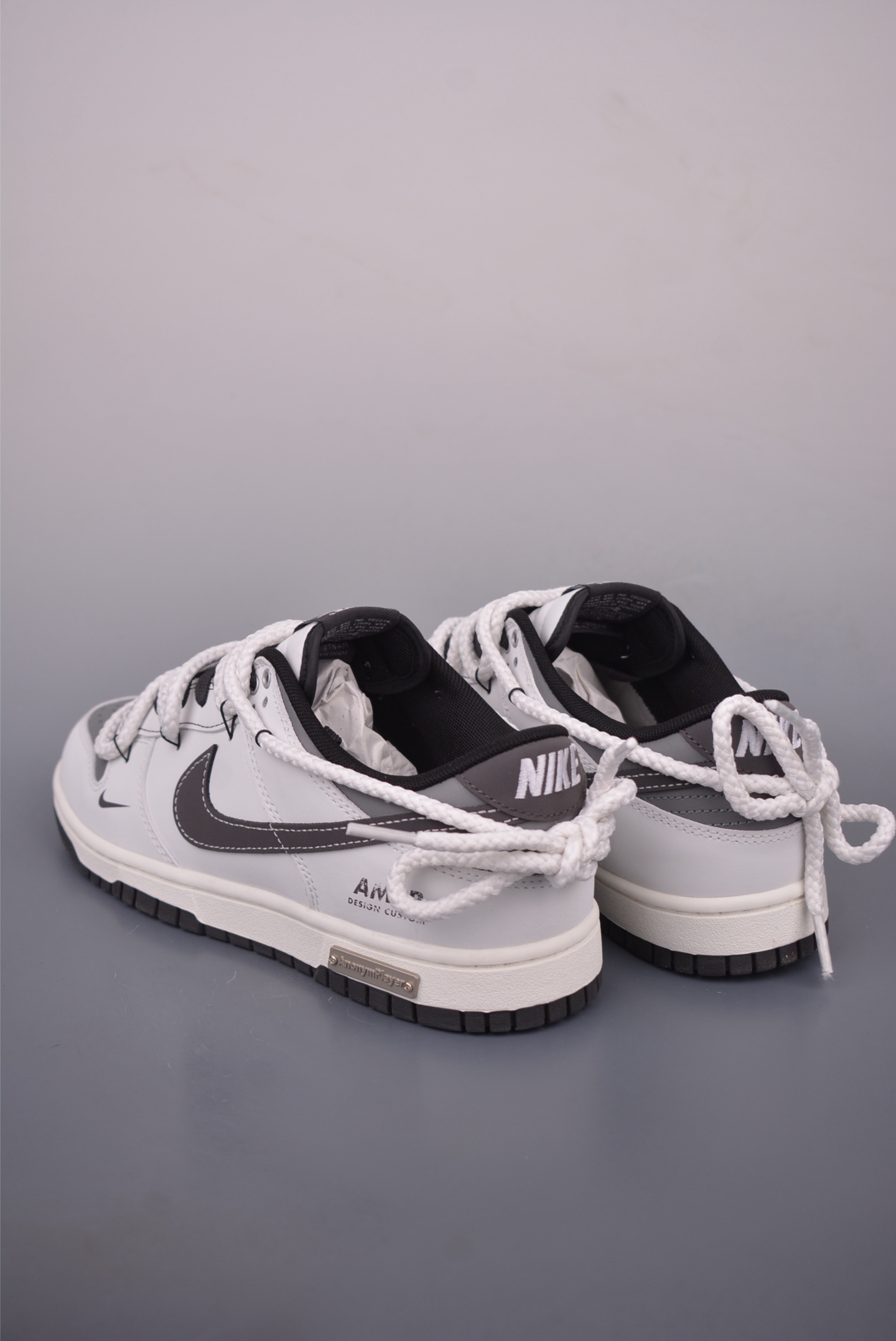 Nike SB Dunk Low Deconstructed Grey White - Original First Layer Material 2 i1758842729193 7221 0 1