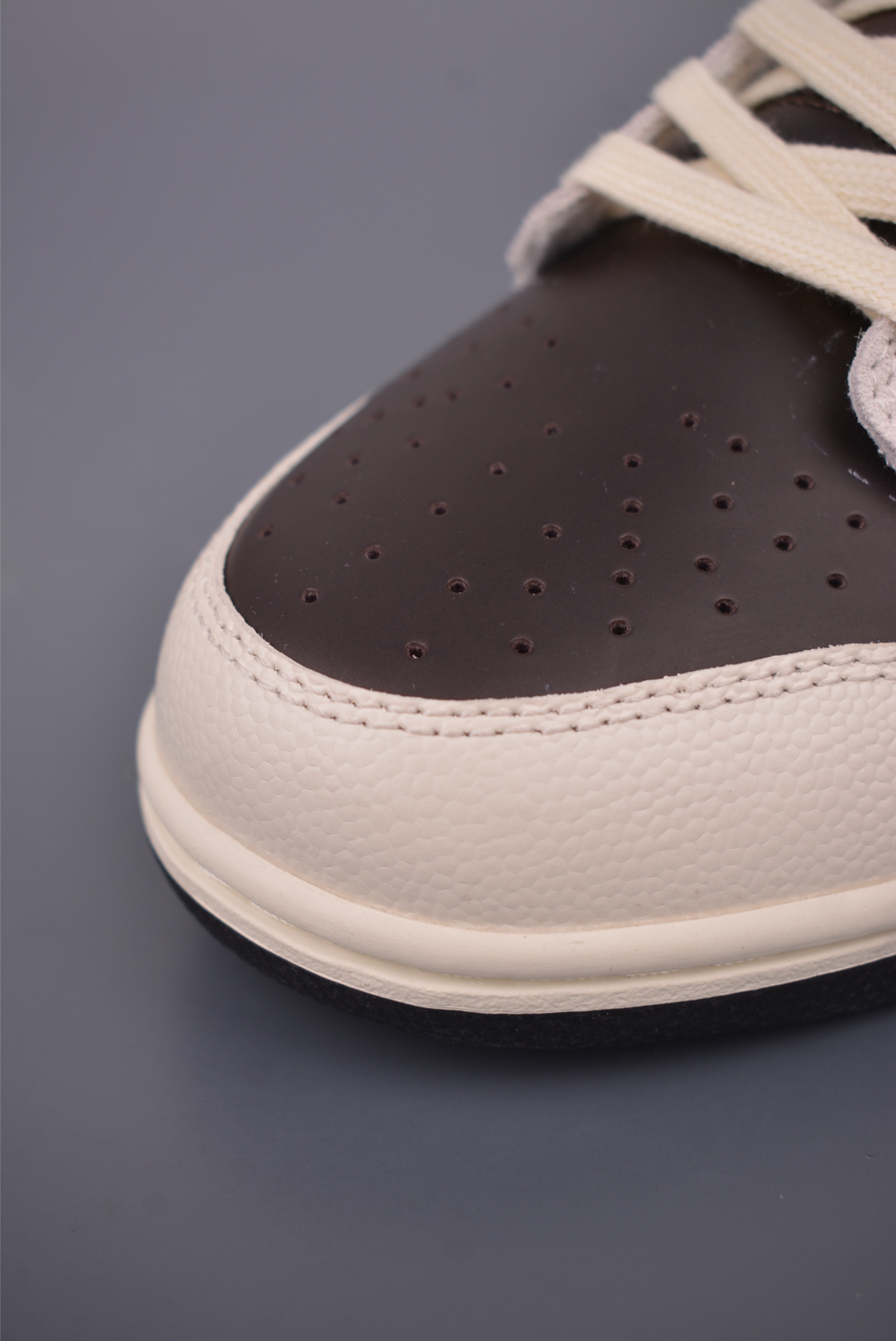 Nike SB Dunk Low Brown/Ivory Leather Sneakers IH7333-2002226, Sizes 40-46 7 i1758842825306 4518 0 5
